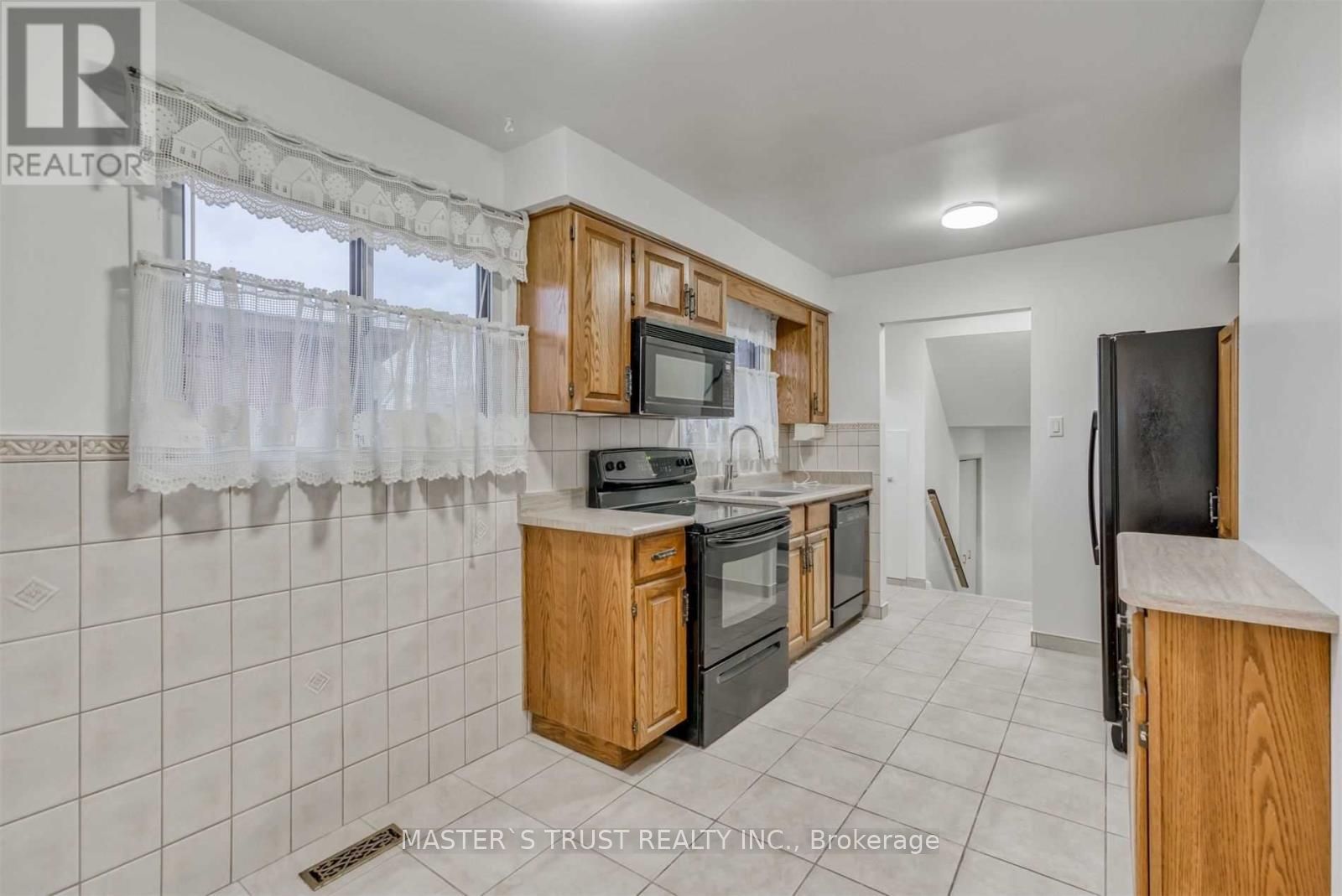 1473 Freeport Drive Main Property Photo 13