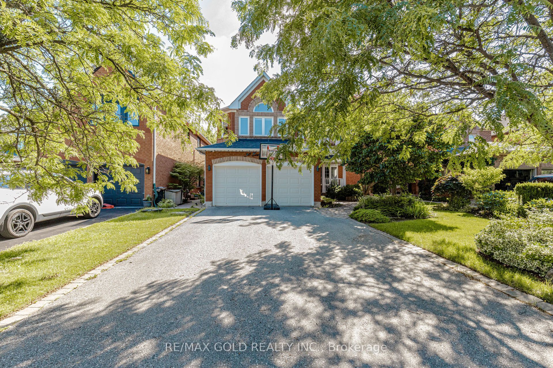 93 Lauchlin Crescent Property Photo 1