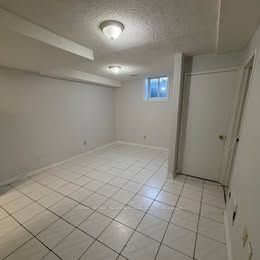 5243 Heatherleigh Avenue Property Photo 5