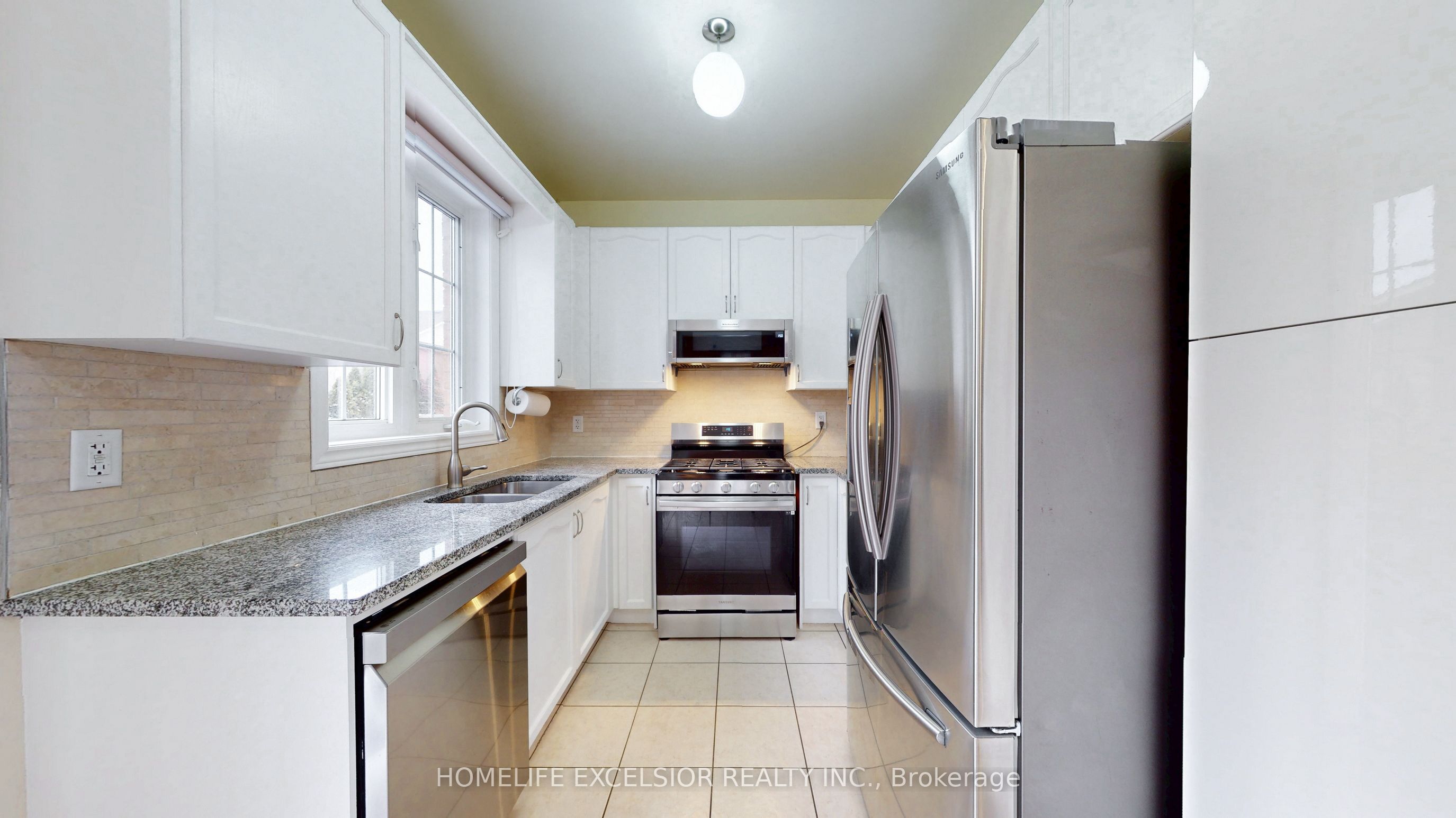 2 Wellsprings Drive Property Photo 11