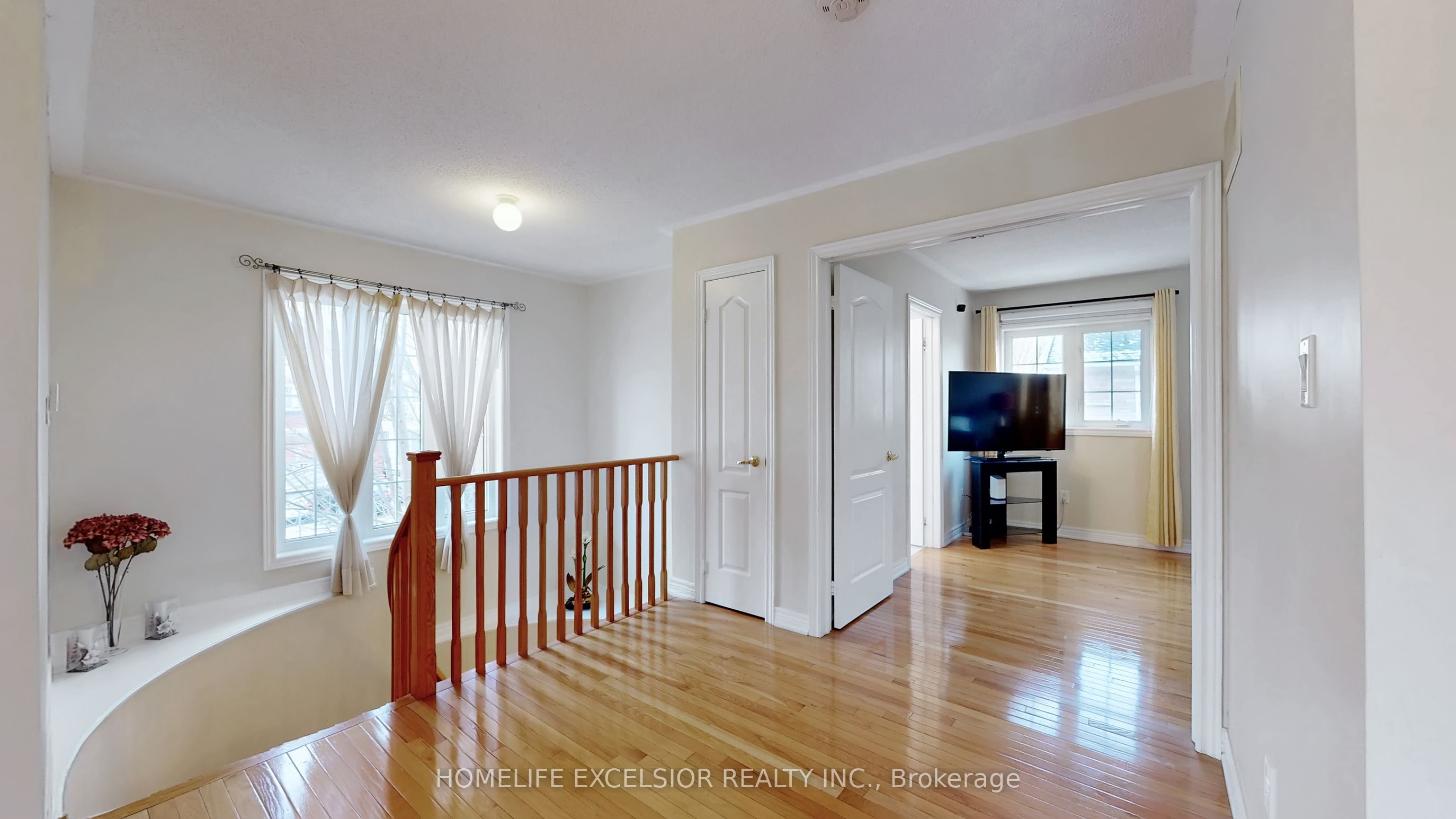 2 Wellsprings Drive Property Photo 18