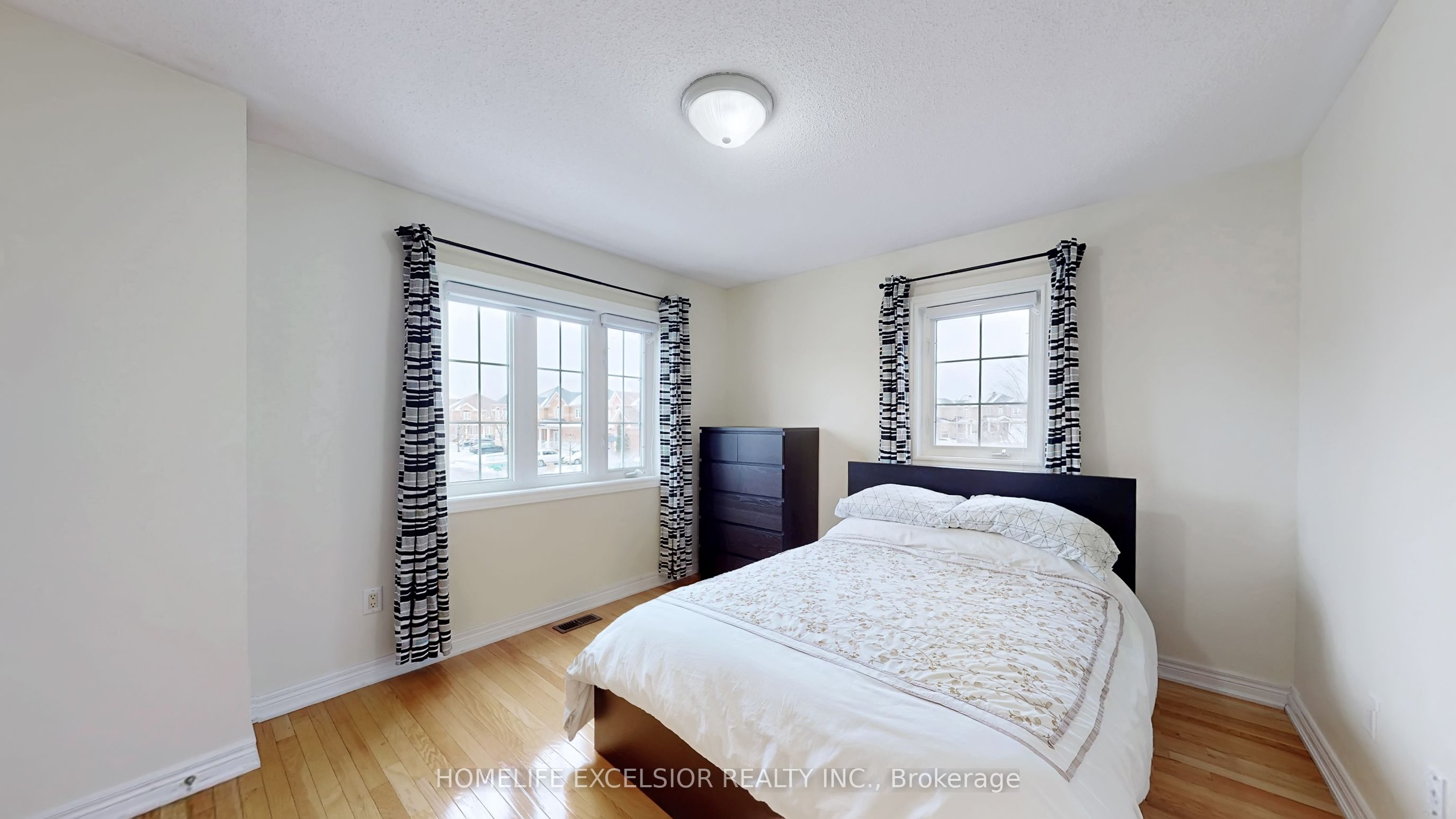 2 Wellsprings Drive Property Photo 24