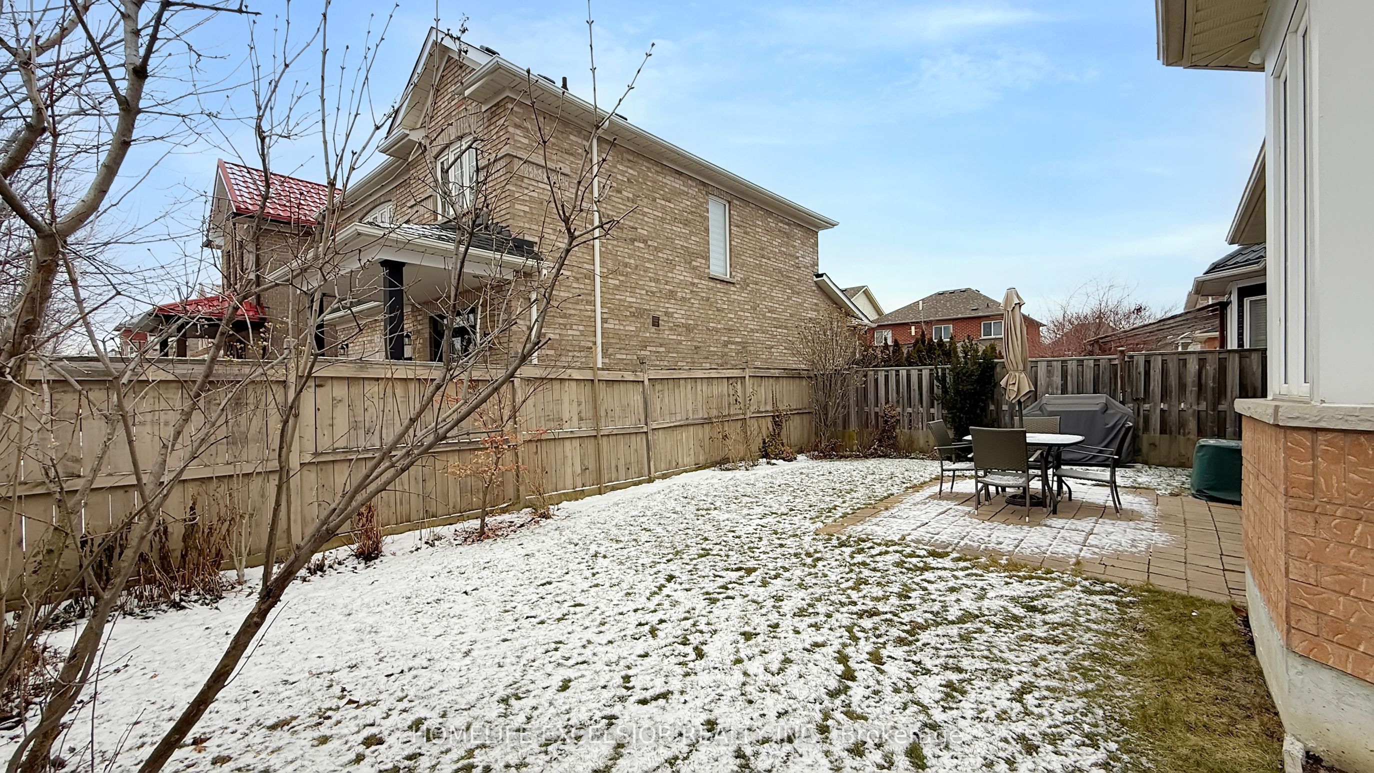 2 Wellsprings Drive Property Photo 49