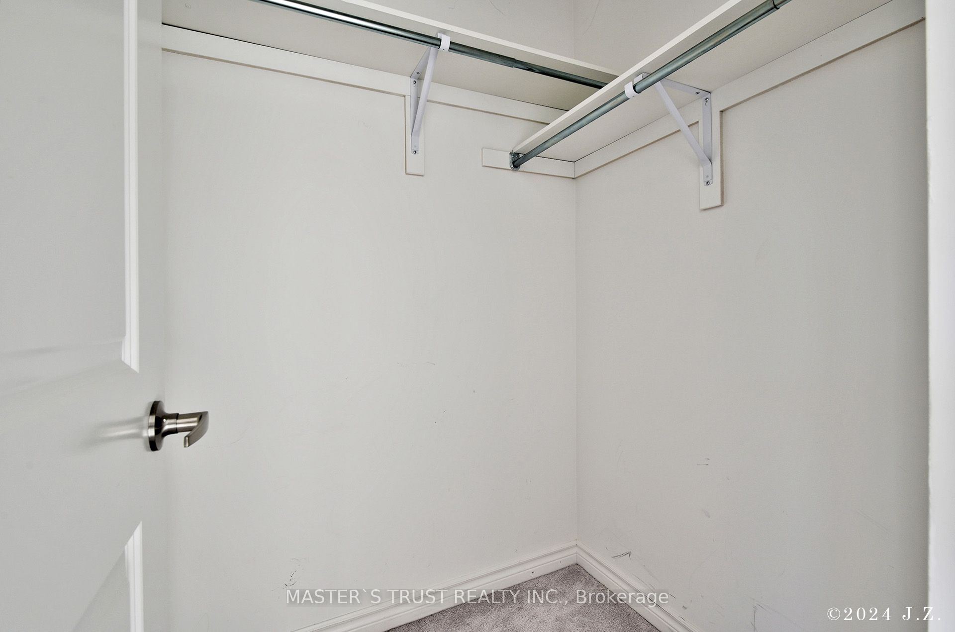 2501 Littlefield Crescent Property Photo 29