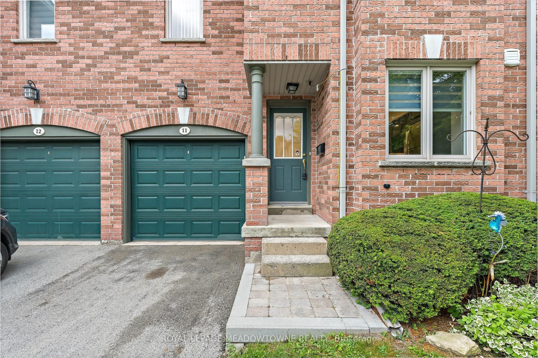 76 River Drive 11 Property Photo 3