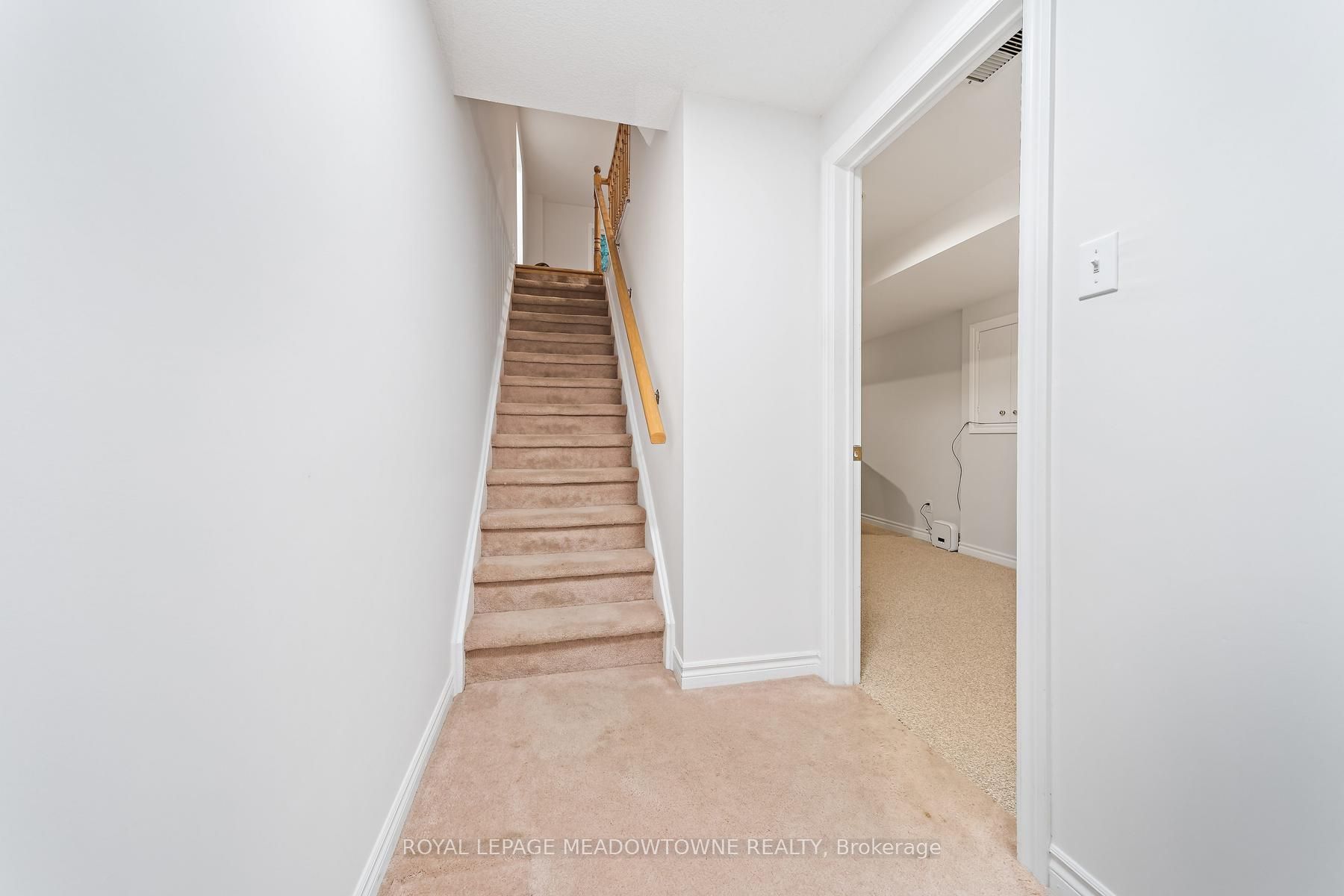 76 River Drive 11 Property Photo 24