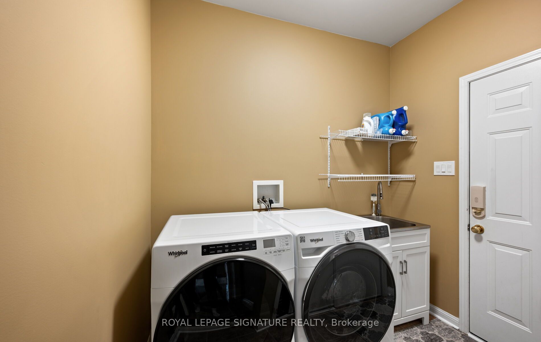115 Arborglen Drive Property Photo 10