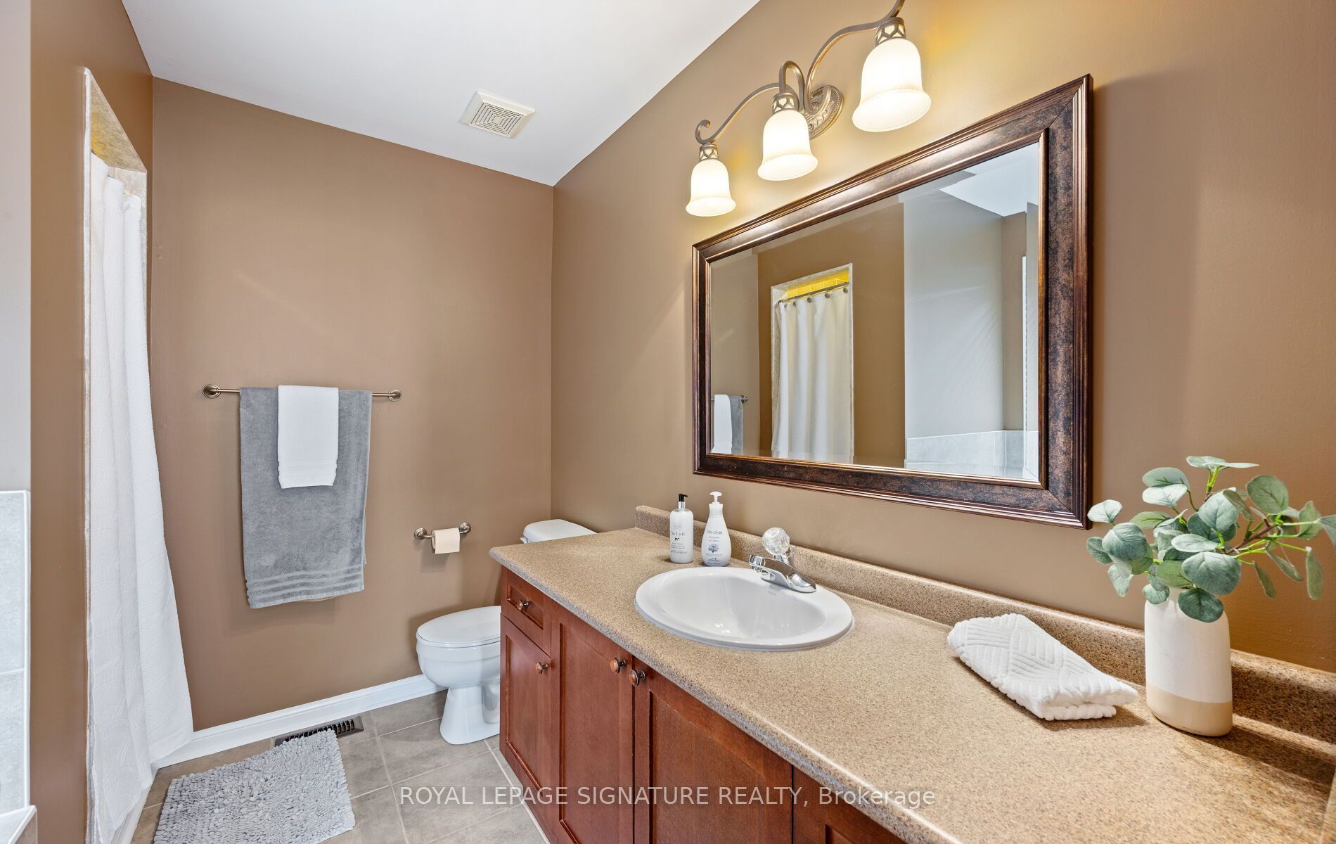 115 Arborglen Drive Property Photo 14
