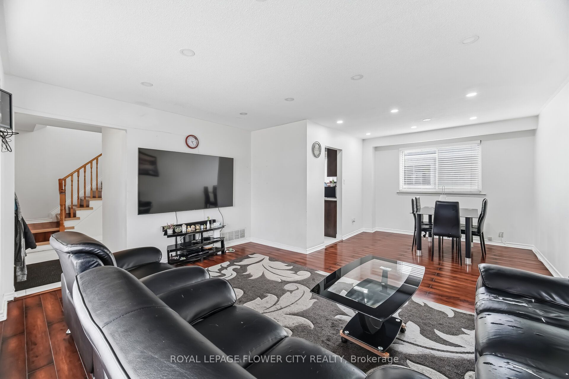 3027 Coral Drive Property Photo 11
