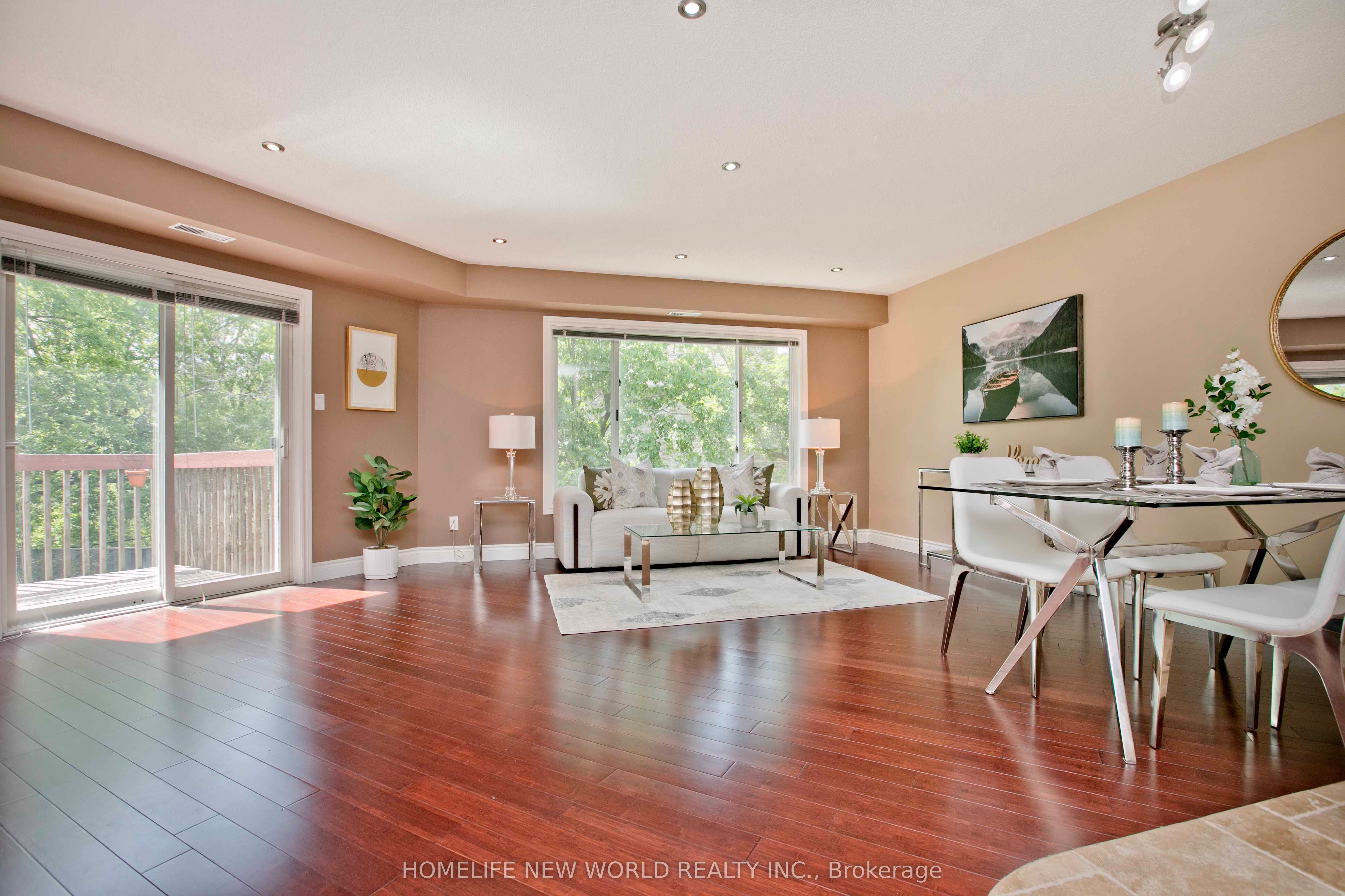 2120 Headon Road 18 Property Photo 4