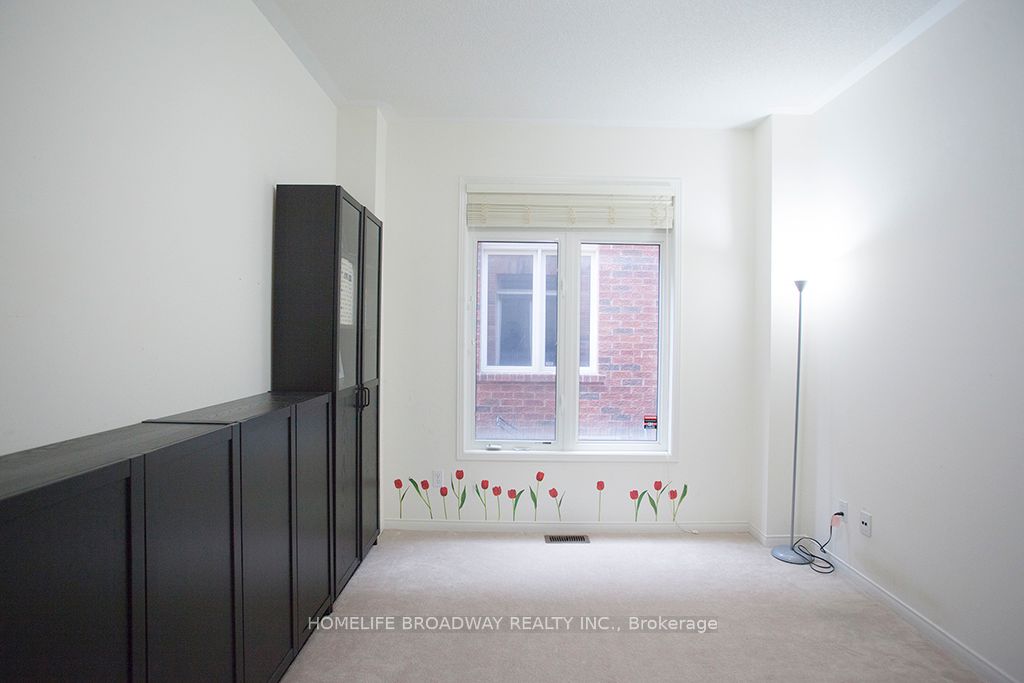3604 Steeple Chase Crescent Property Photo 19