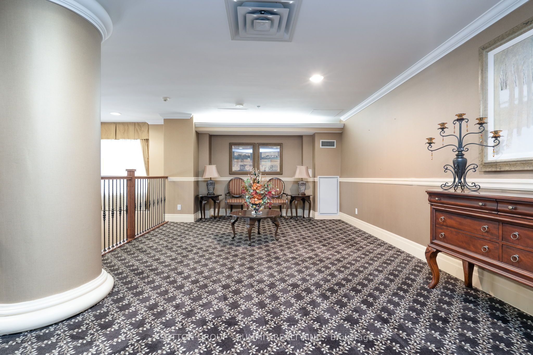 350 Princess Royal Drive 1205 Property Photo 6