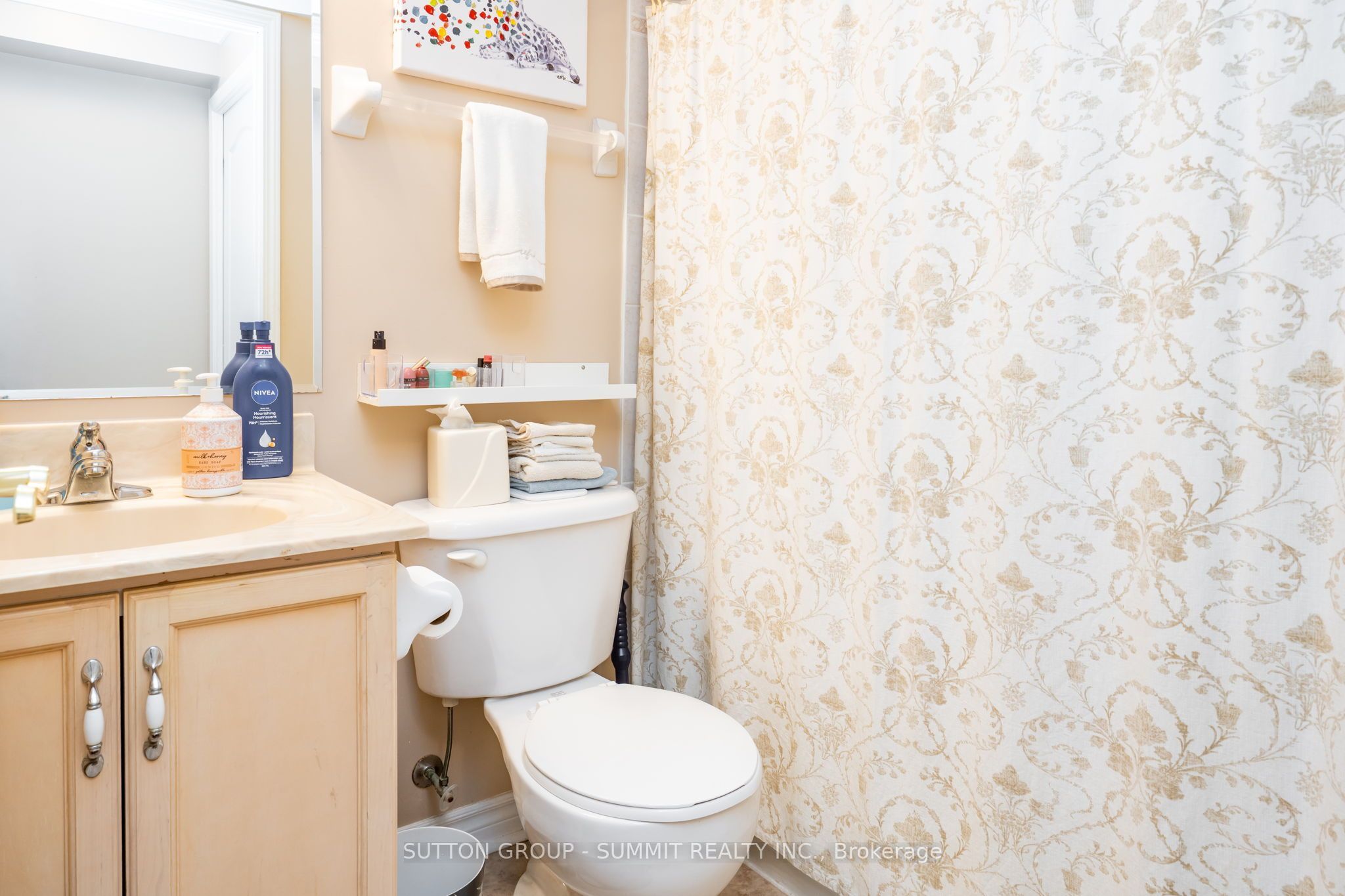 350 Princess Royal Drive 1205 Property Photo 10