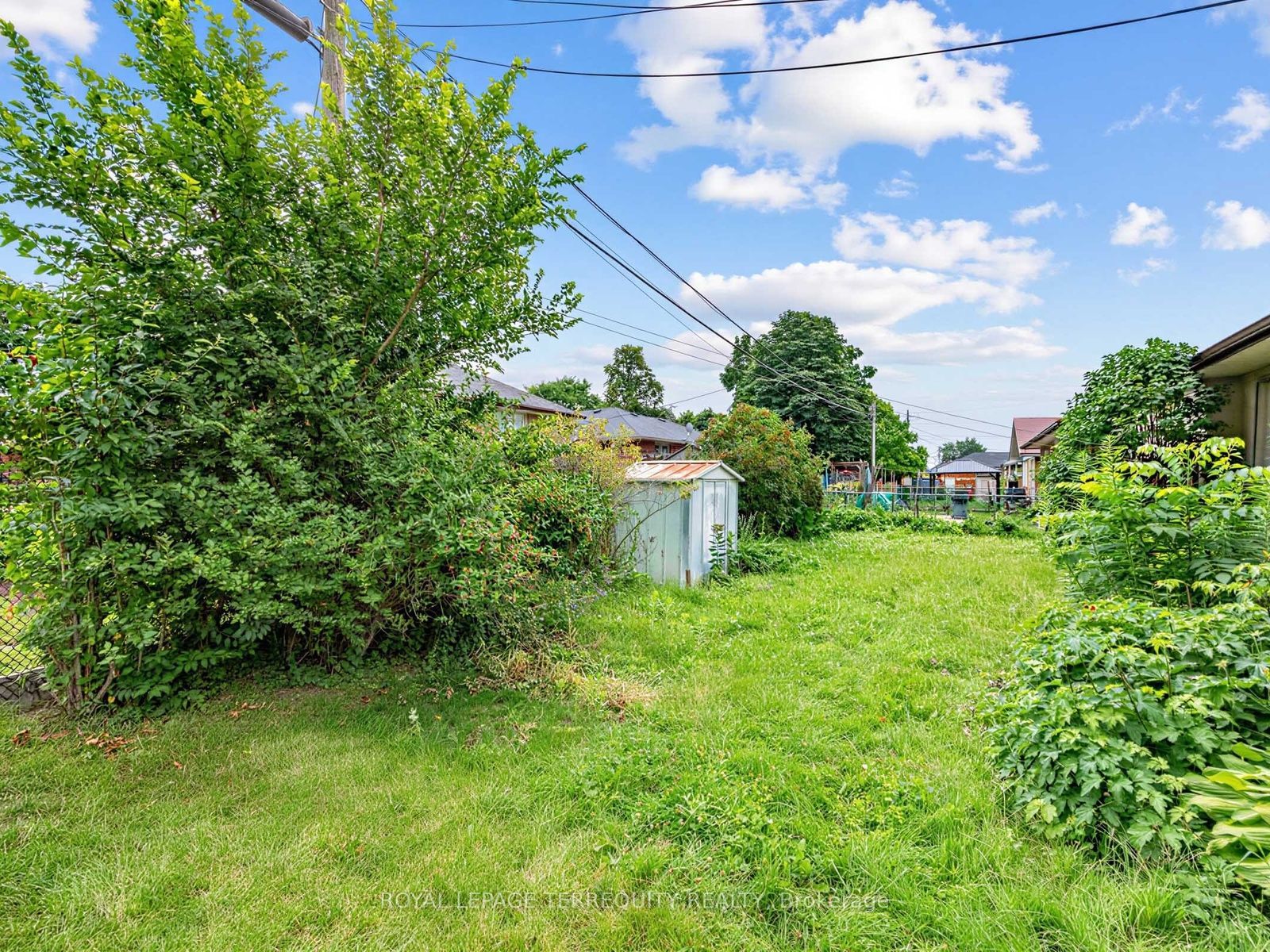 359 Renforth Drive Property Photo 30