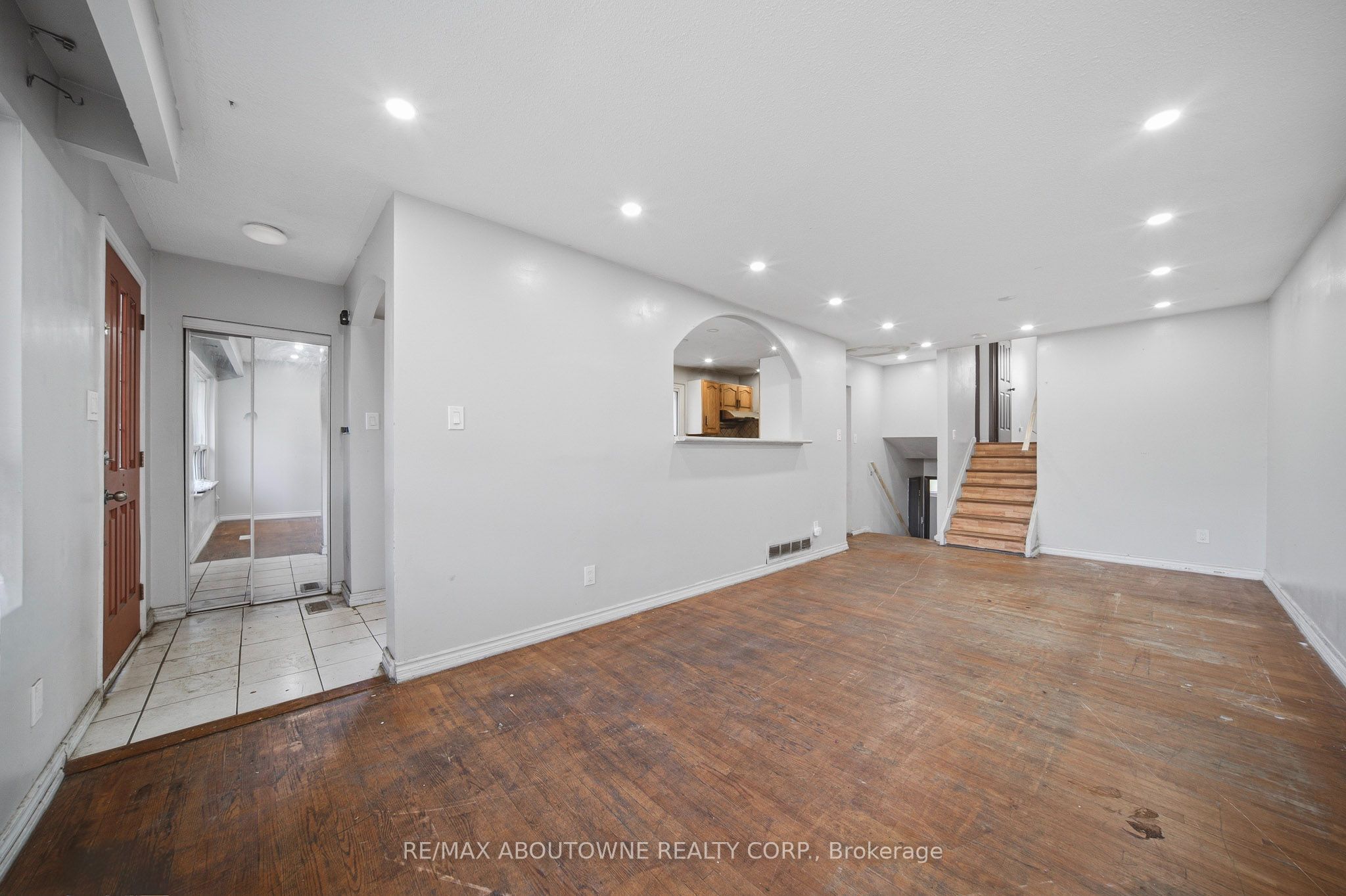 34 Seaborn Road Property Photo 3