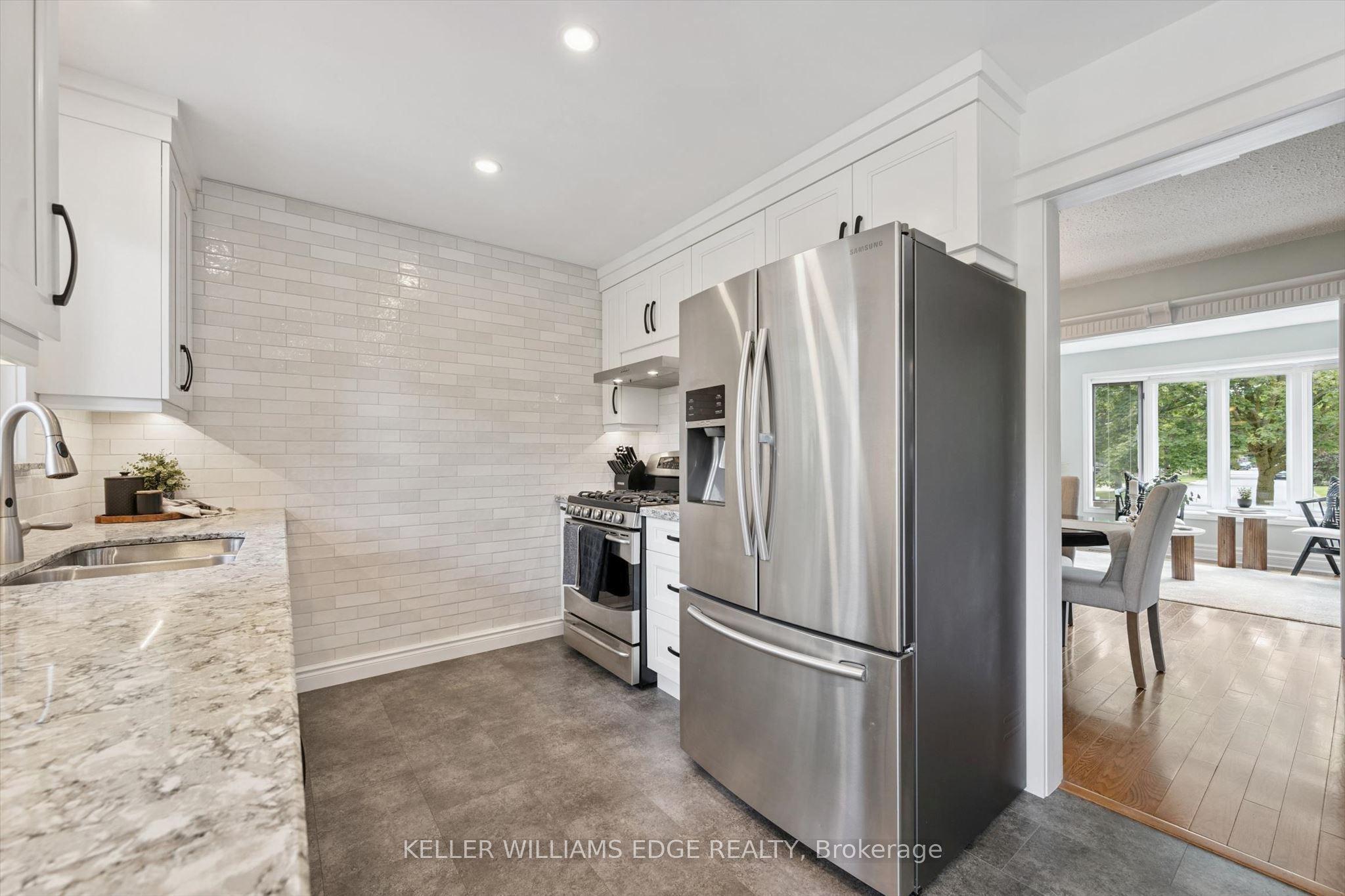 495 Tipperton Crescent Property Photo 16