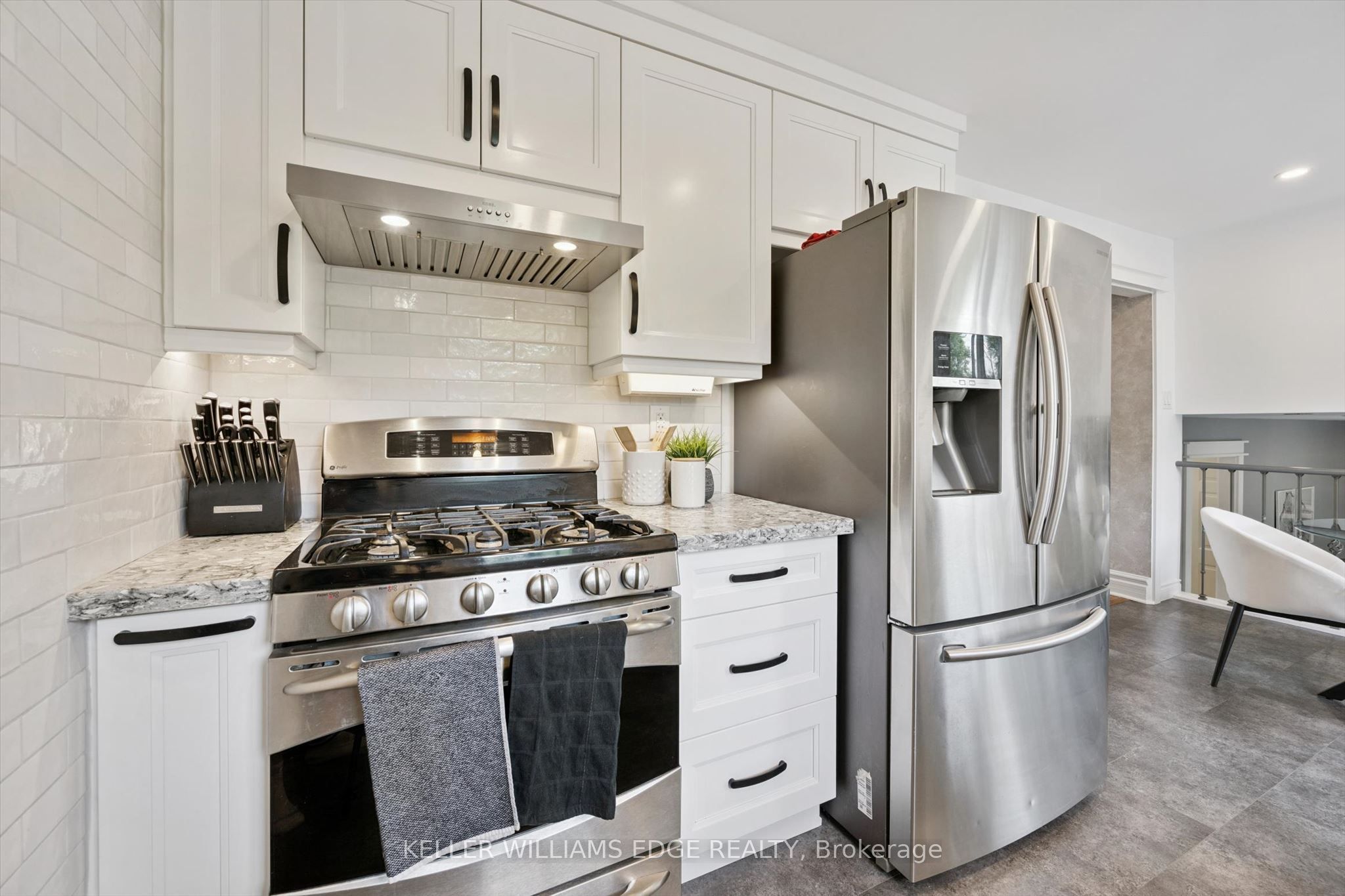 495 Tipperton Crescent Property Photo 18