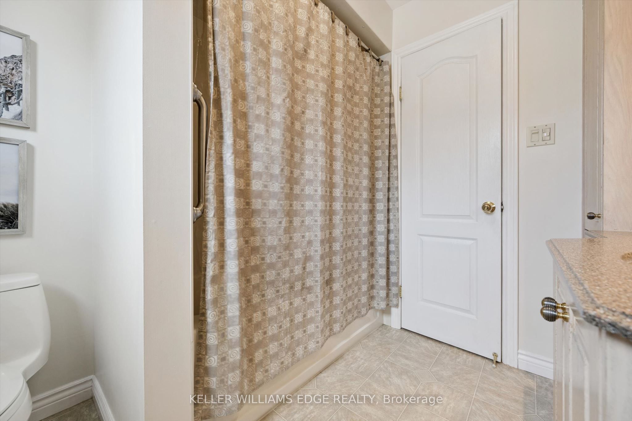 495 Tipperton Crescent Property Photo 30