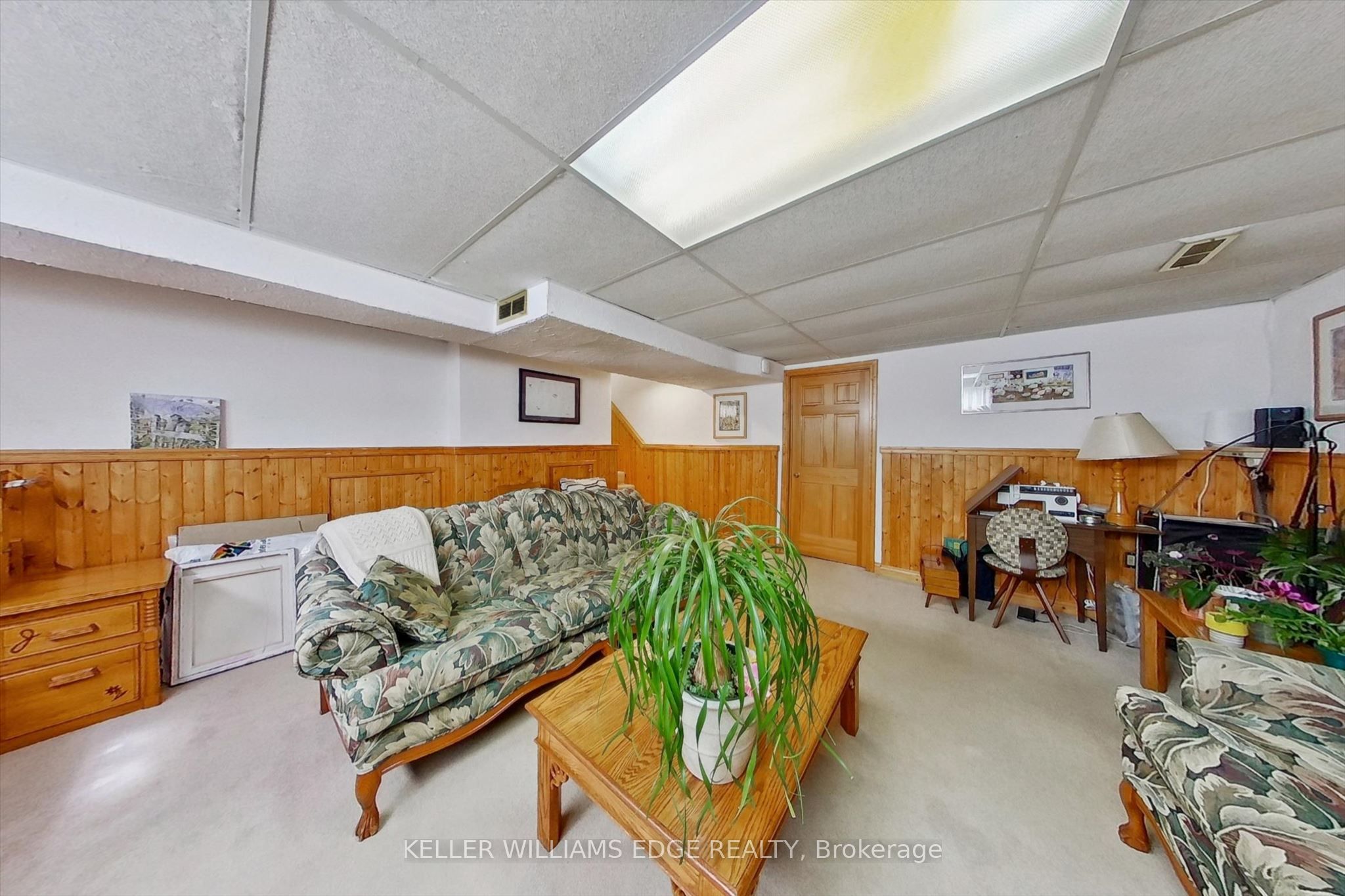495 Tipperton Crescent Property Photo 32