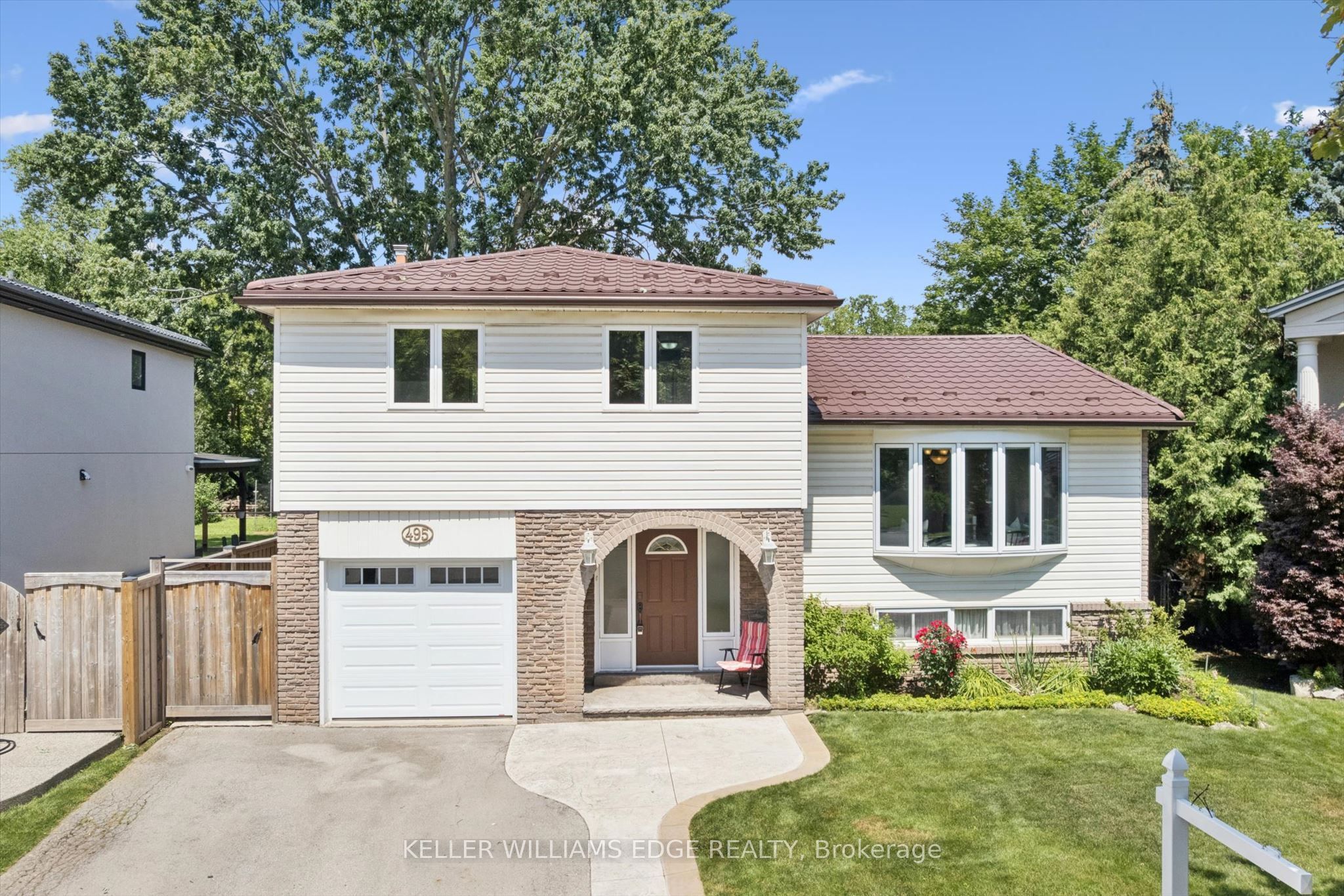 495 Tipperton Crescent Property Photo 39