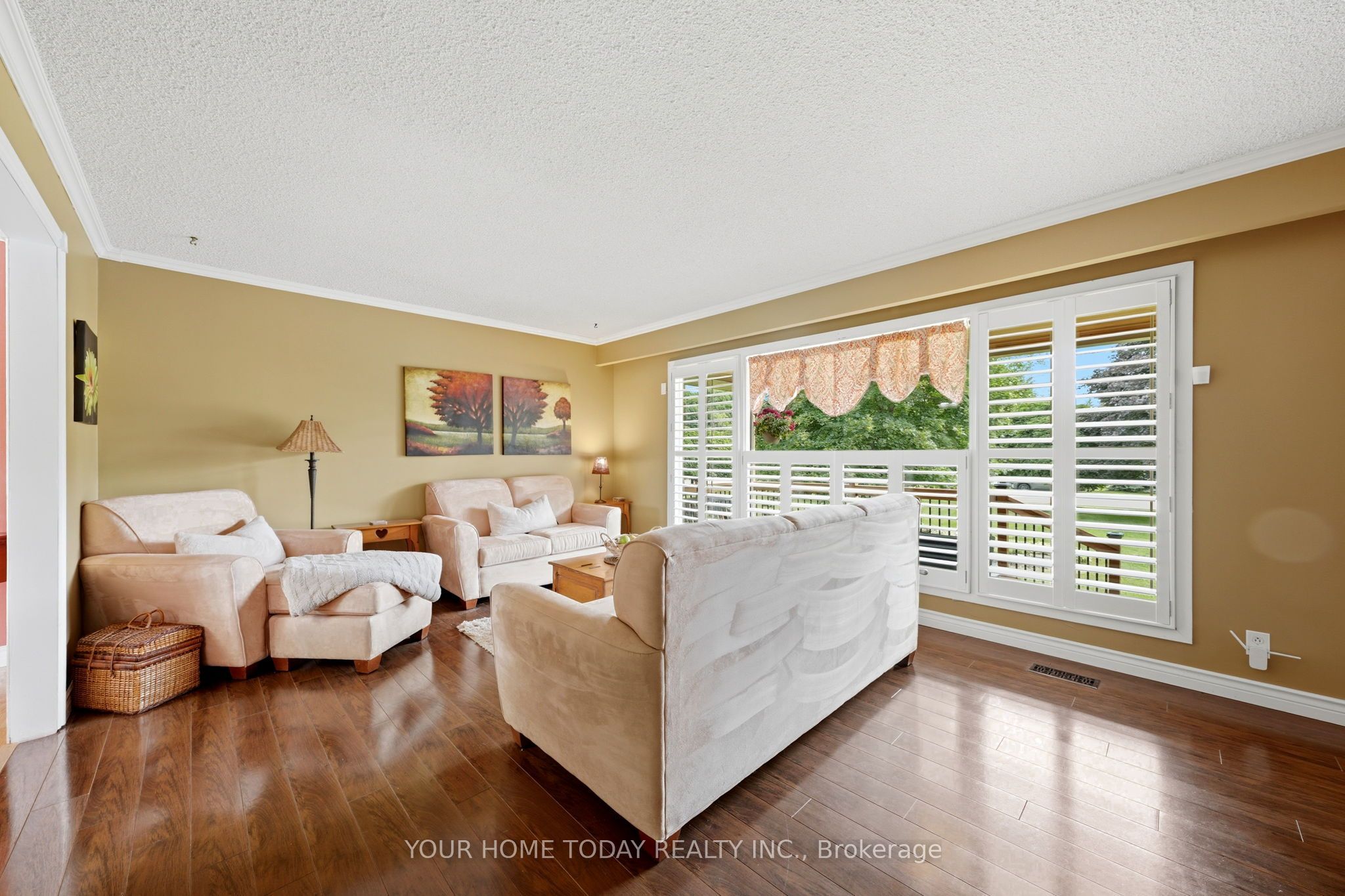 12950 Silvercreek Drive Property Photo 11