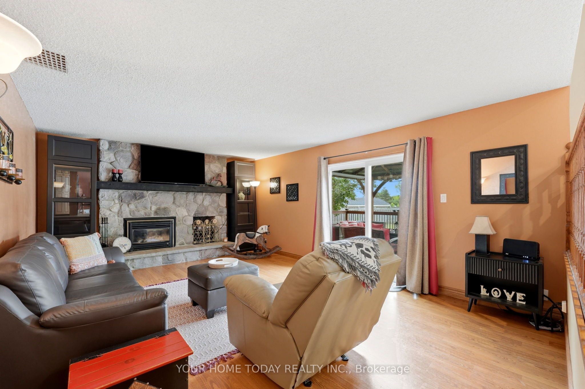 12950 Silvercreek Drive Property Photo 20