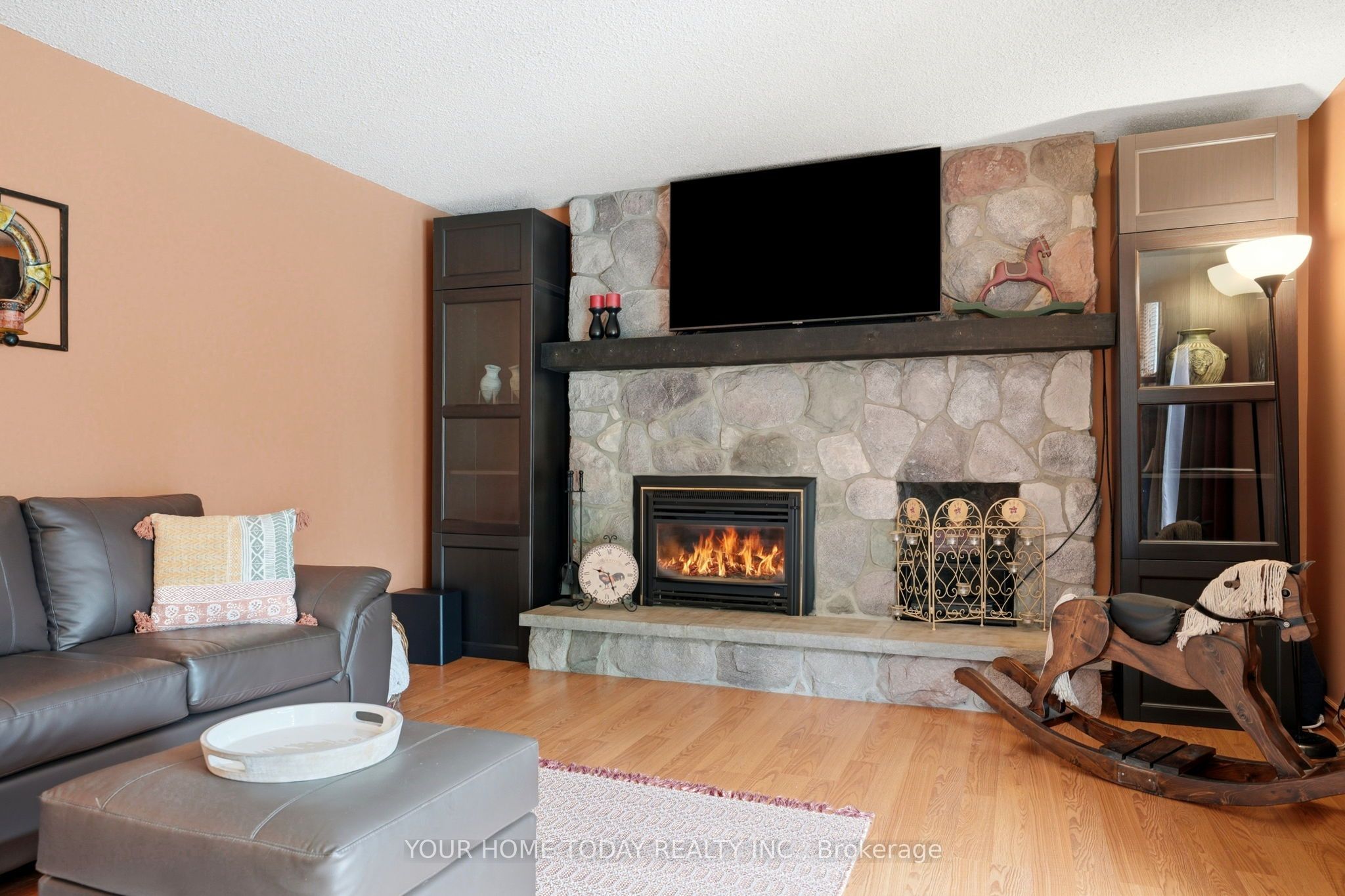 12950 Silvercreek Drive Property Photo 22