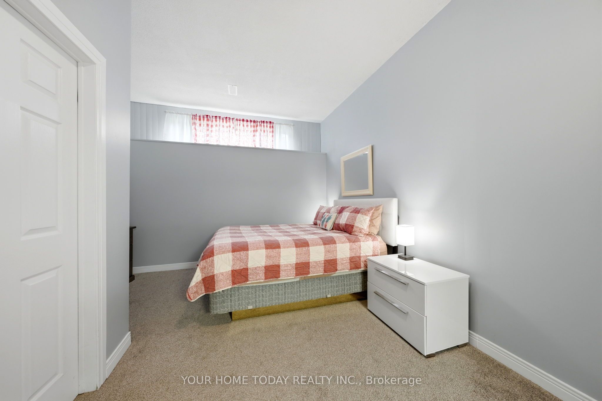 12950 Silvercreek Drive Property Photo 40