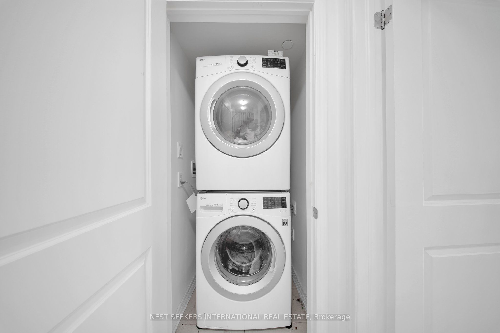 1155 Stroud Lane 2 Property Photo 17
