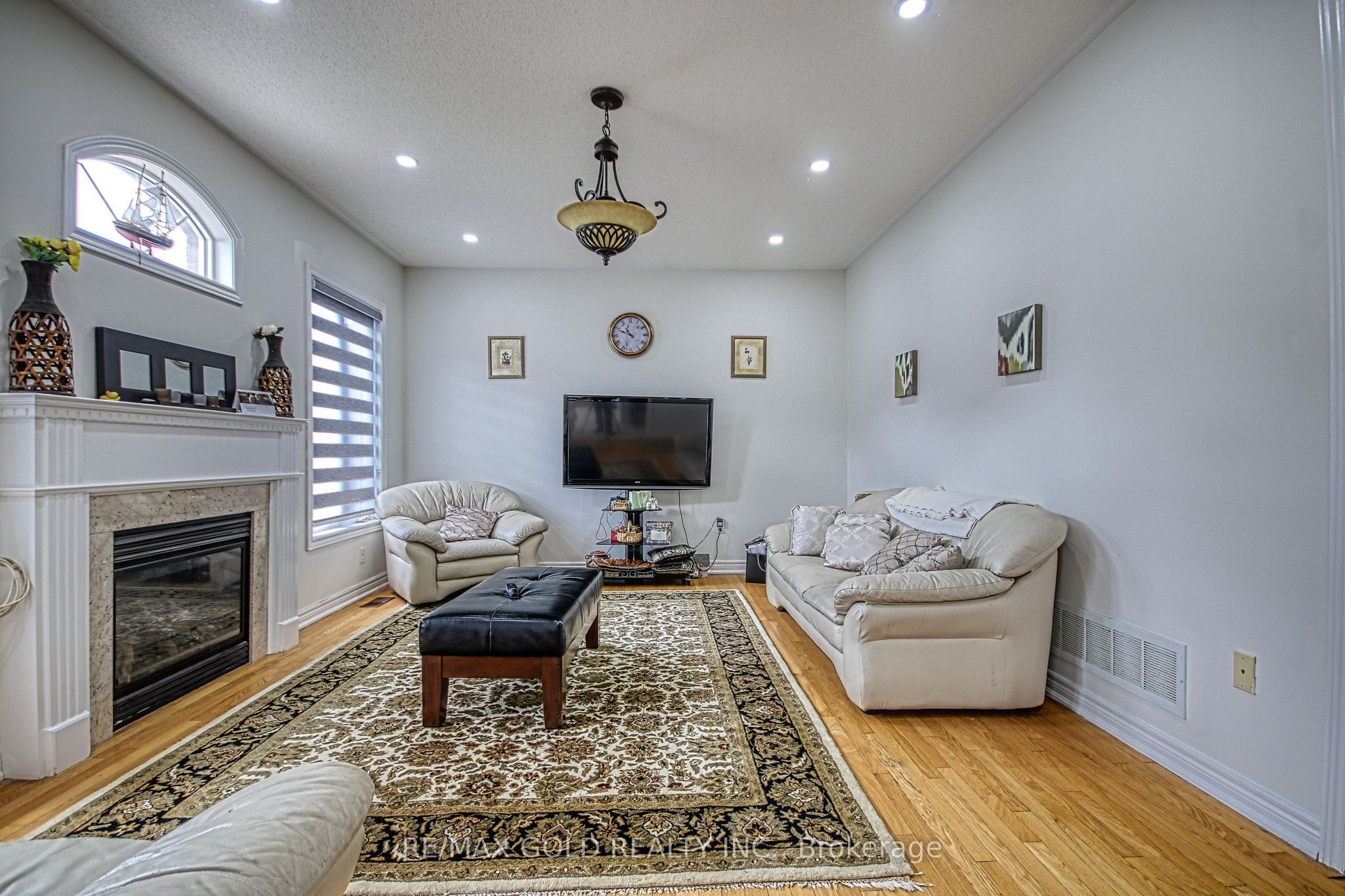 3428 Erin Centre Boulevard Property Photo 16