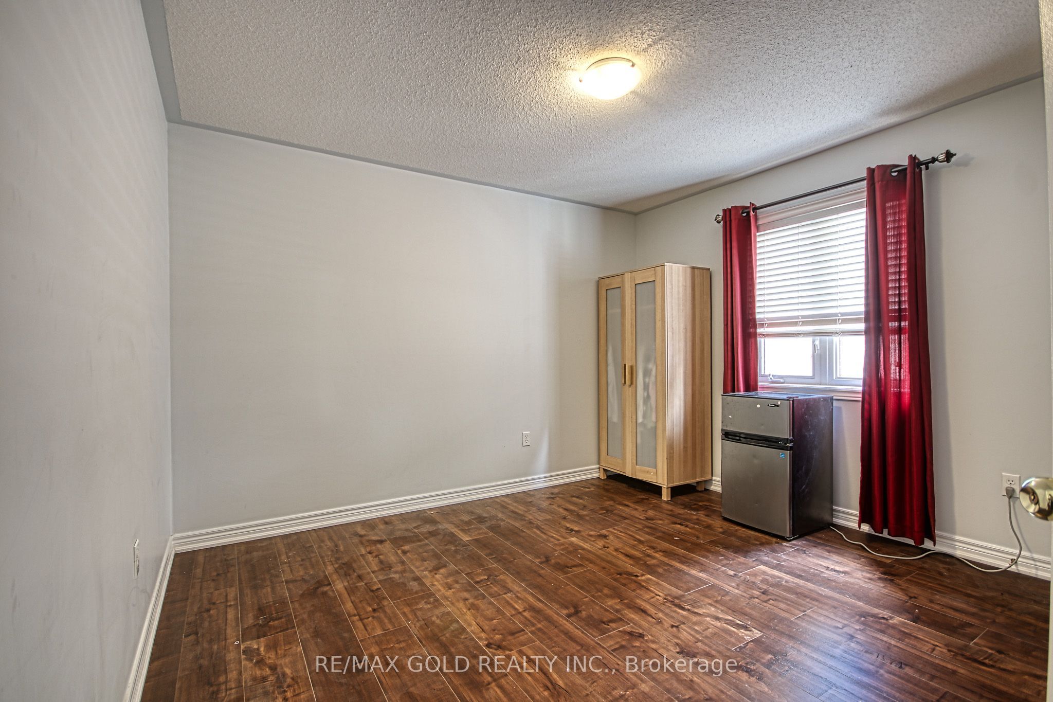 3428 Erin Centre Boulevard Property Photo 33