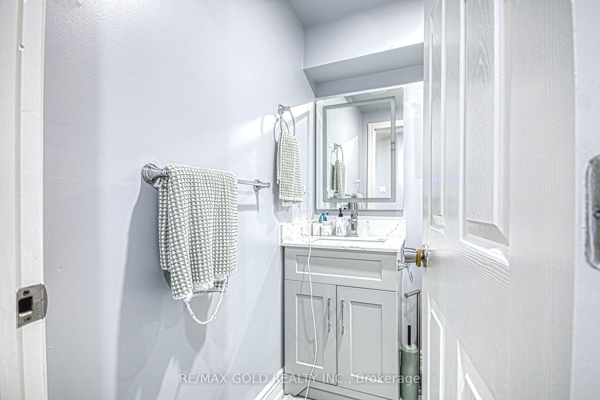 3428 Erin Centre Boulevard Property Photo 42