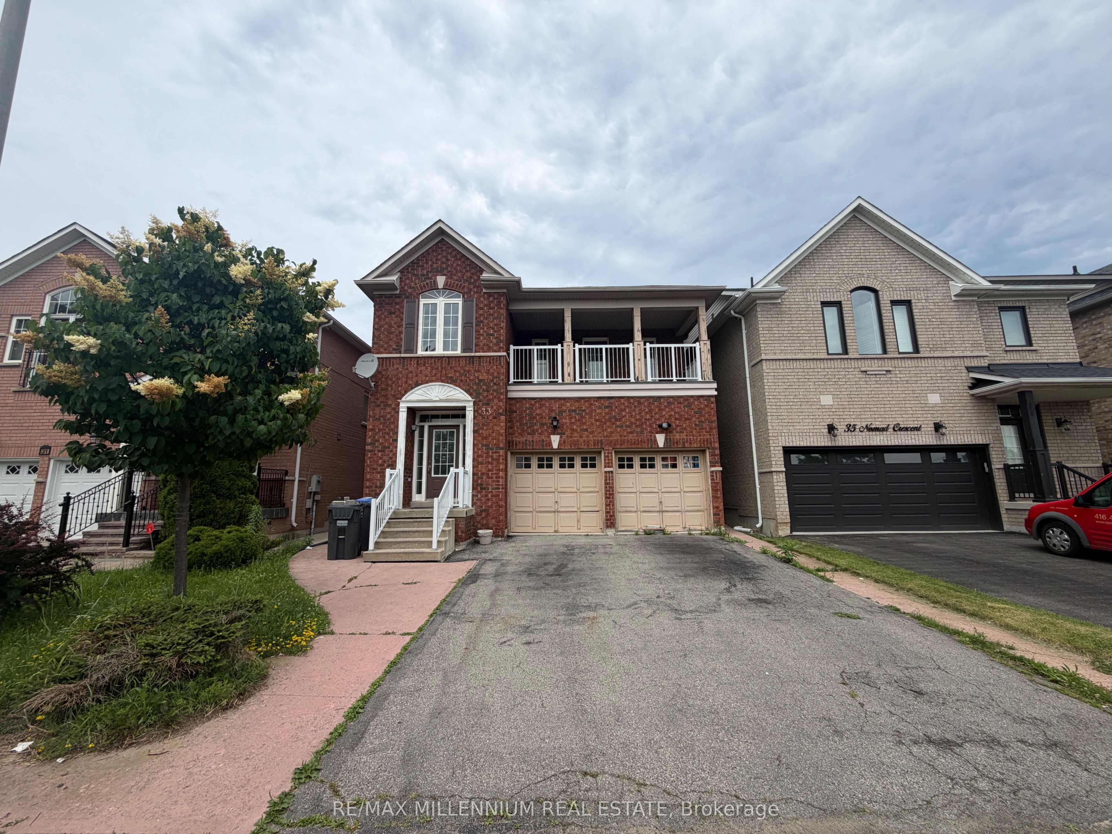 33 Nomad Crescent Upper Property Photo 1