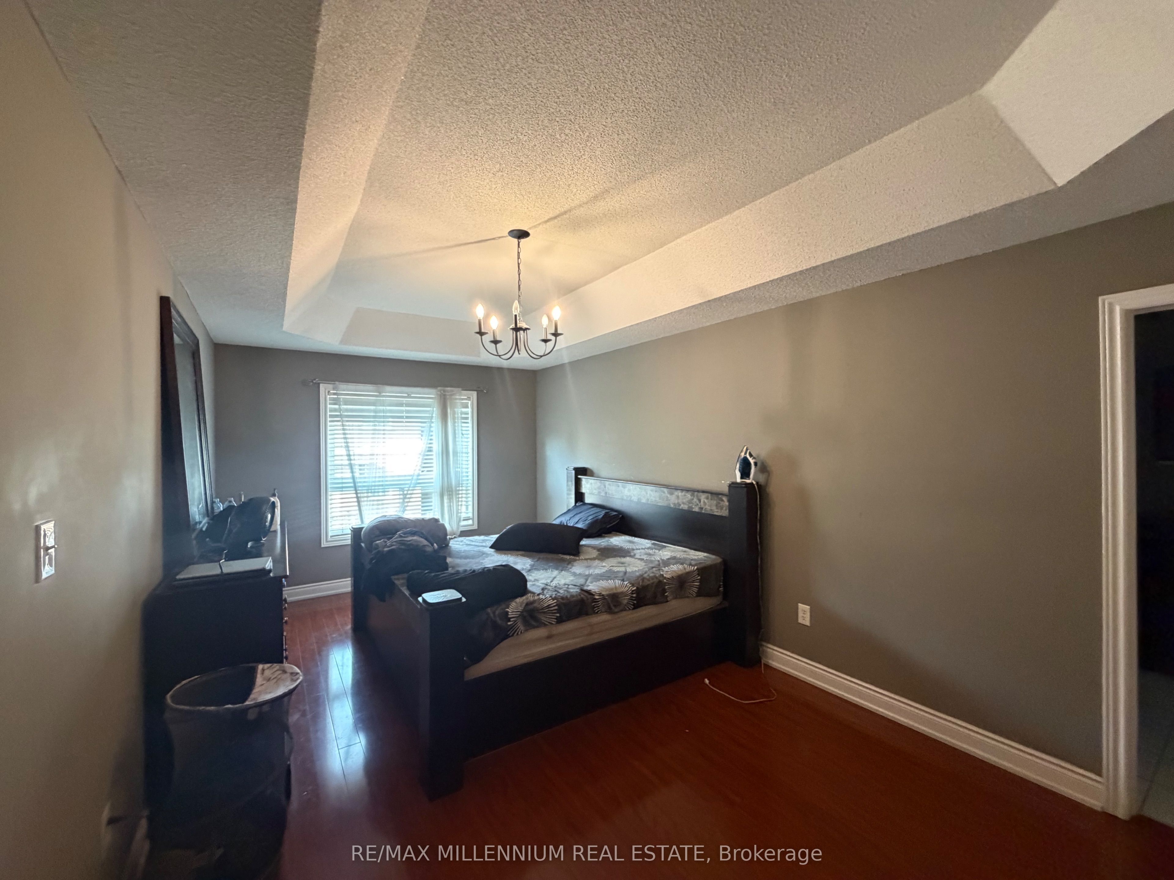 33 Nomad Crescent Upper Property Photo 10
