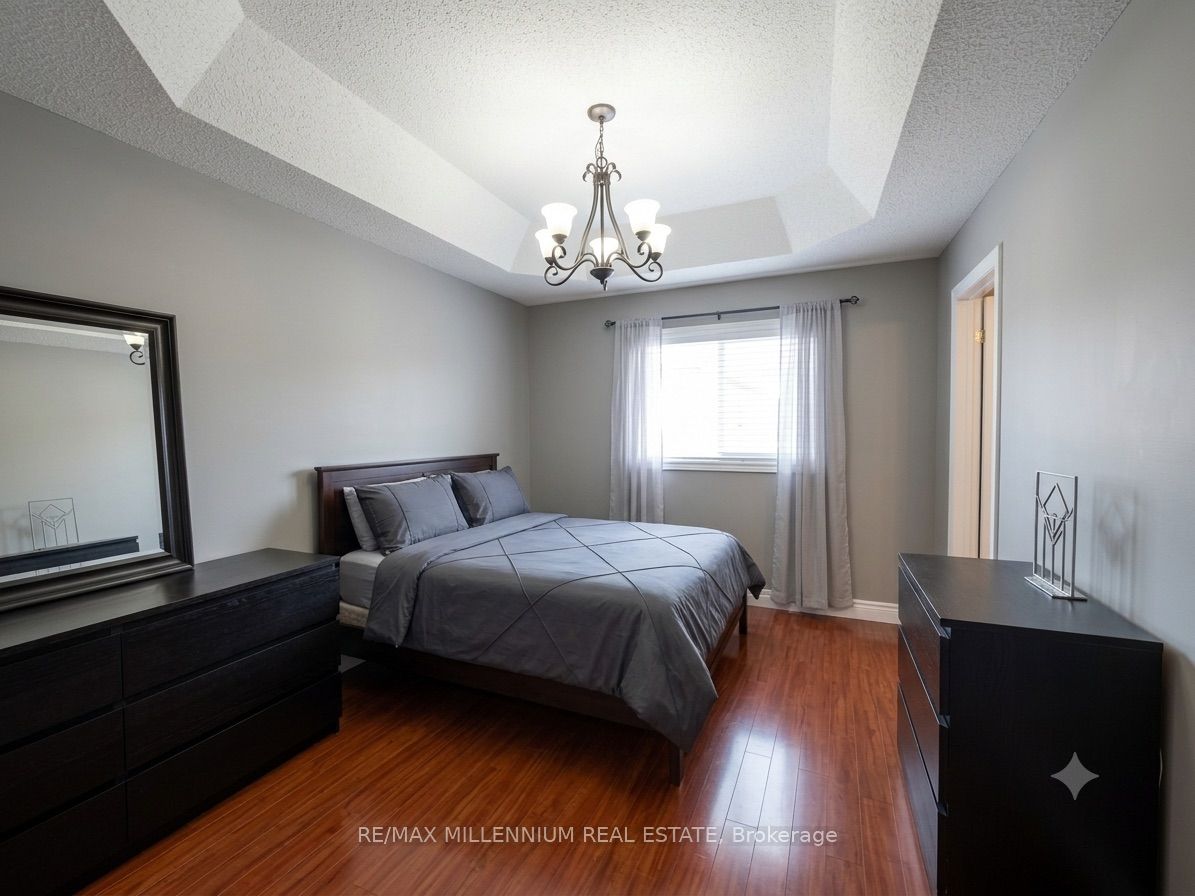33 Nomad Crescent Upper Property Photo 16