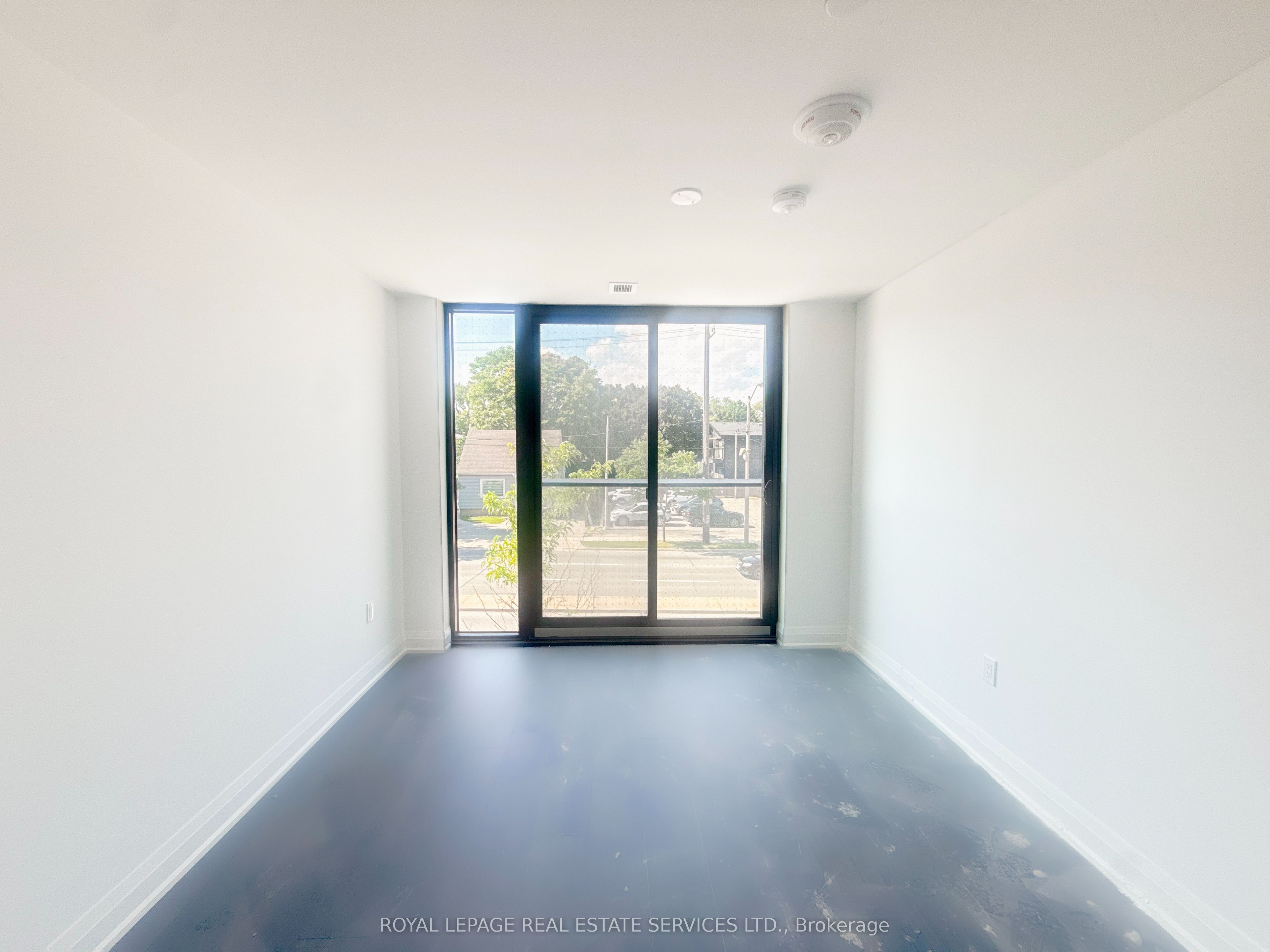 799 The Queensway 105 Upper Property Photo 10