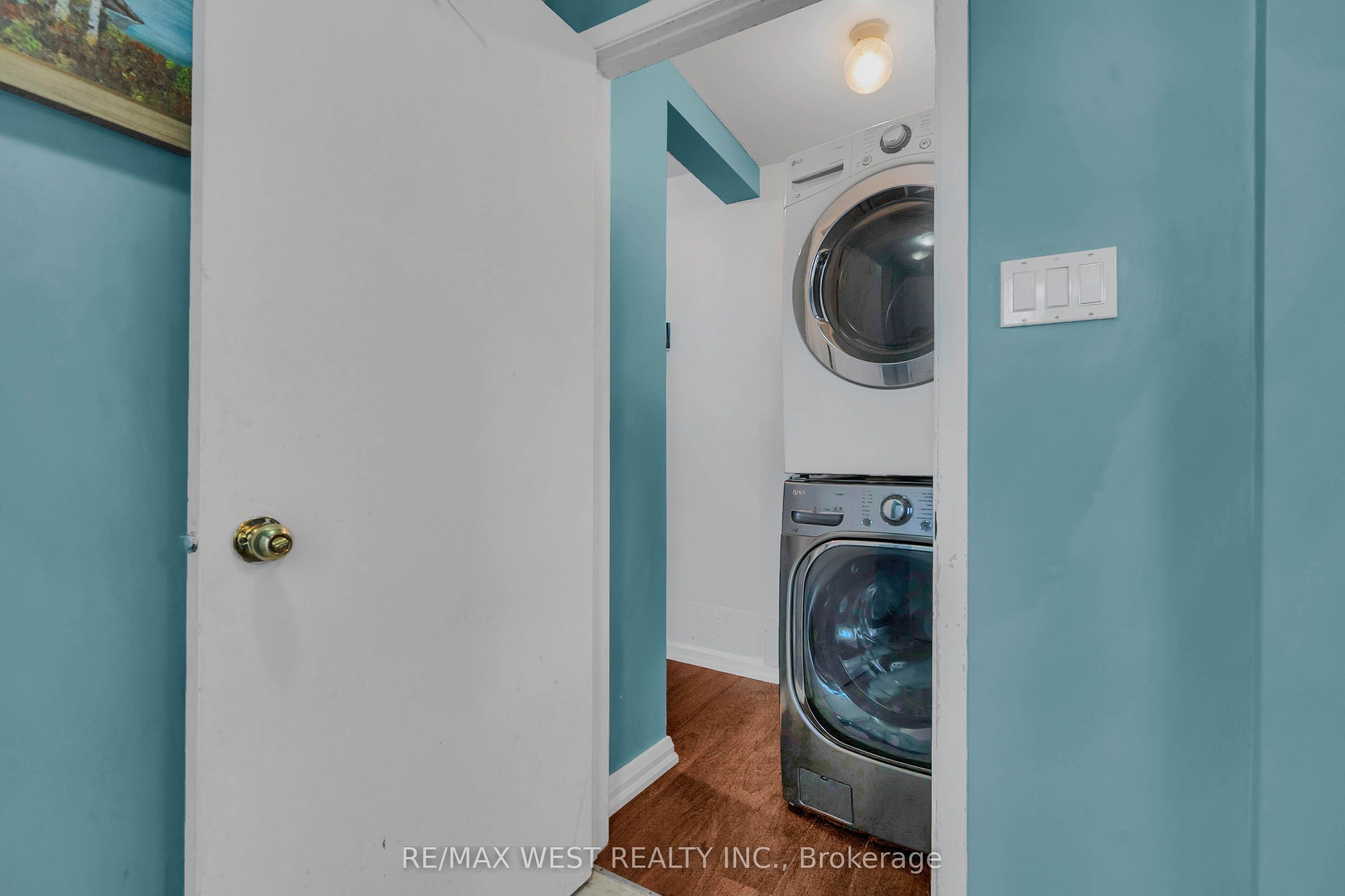 2866 Battleford Road 3d Property Photo 33