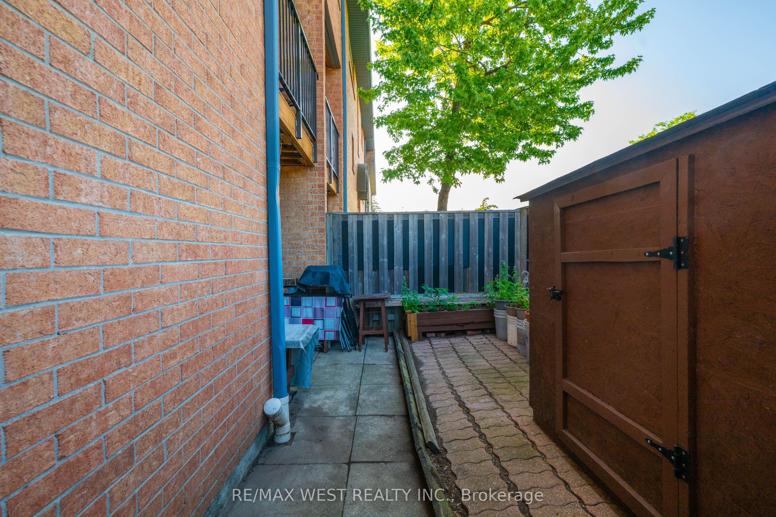 2866 Battleford Road 3d Property Photo 37