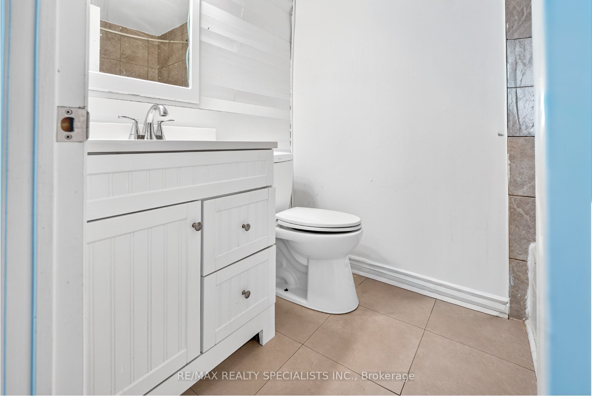24 Garrison Square Property Photo 14