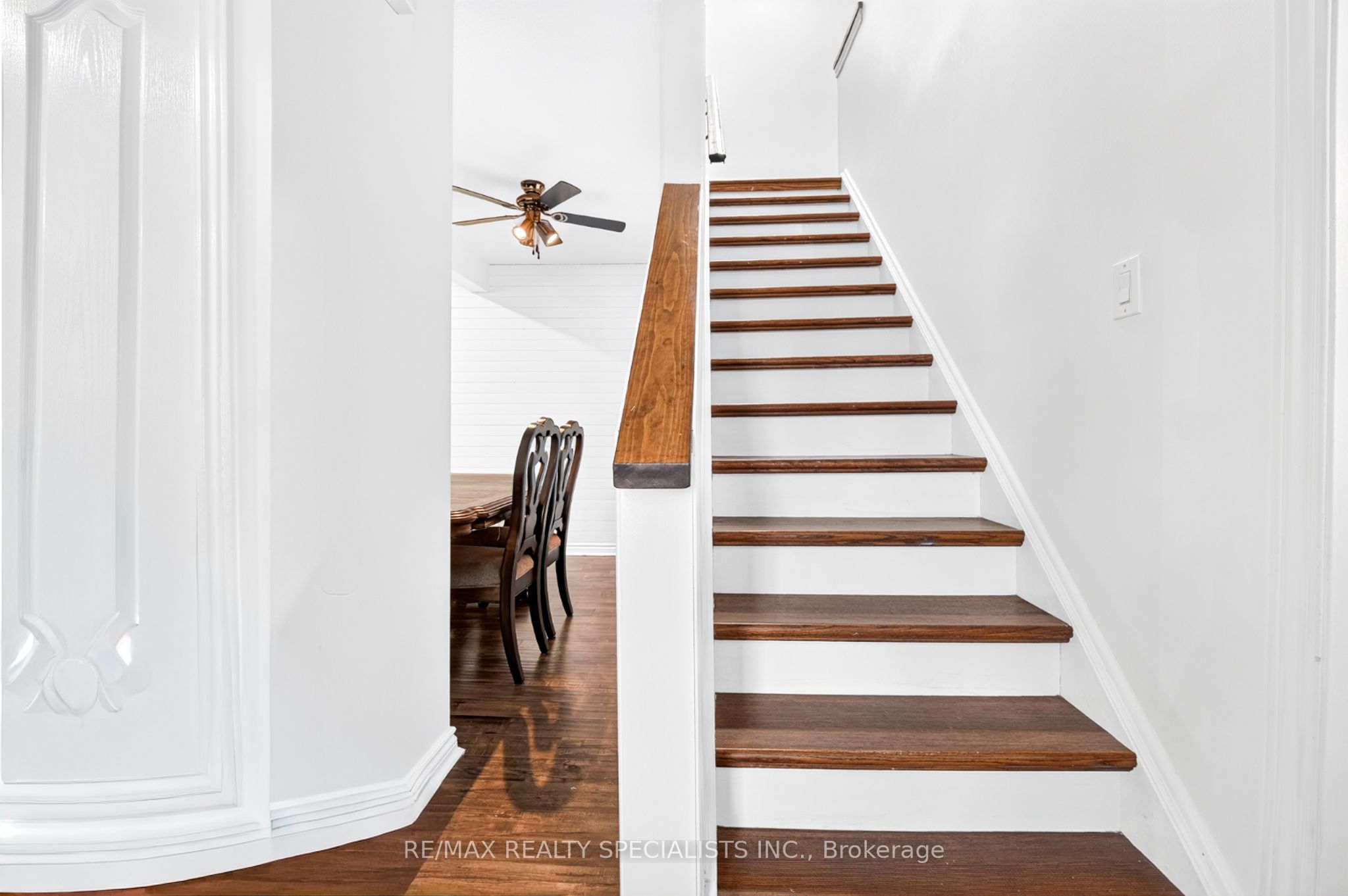 24 Garrison Square Property Photo 16