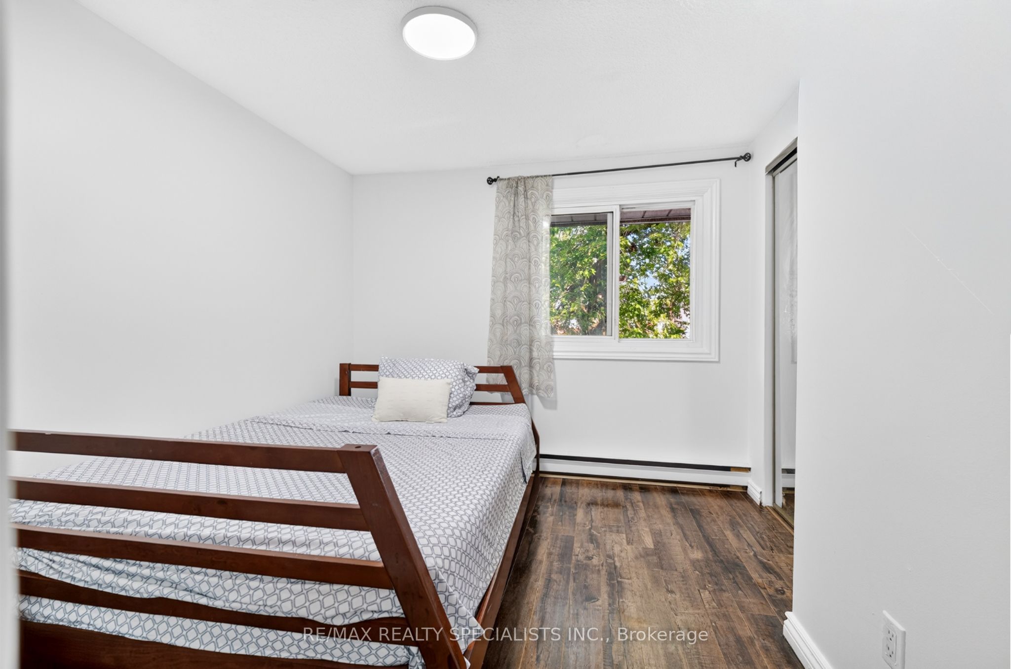 24 Garrison Square Property Photo 24