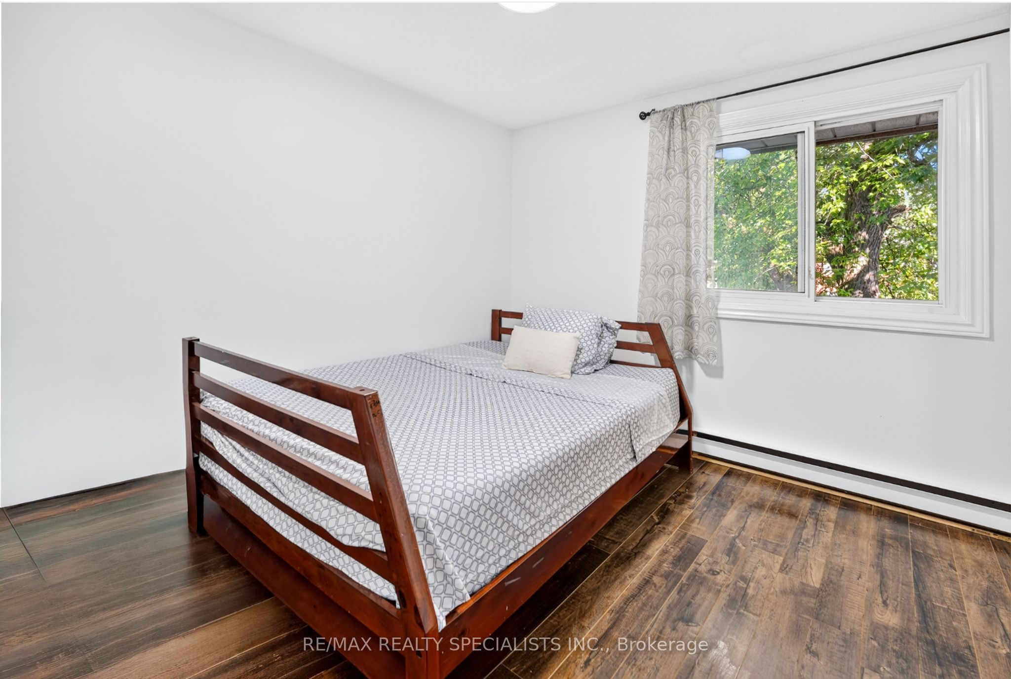 24 Garrison Square Property Photo 26