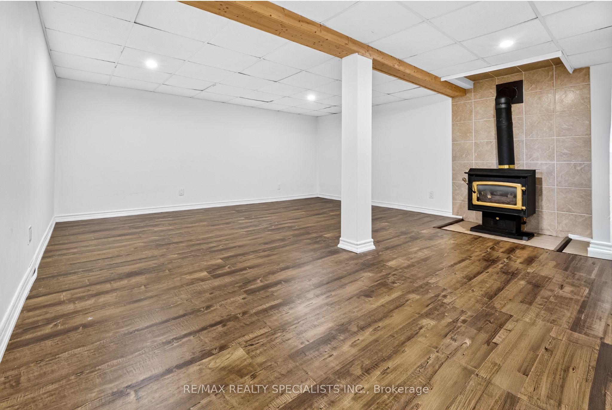 24 Garrison Square Property Photo 36