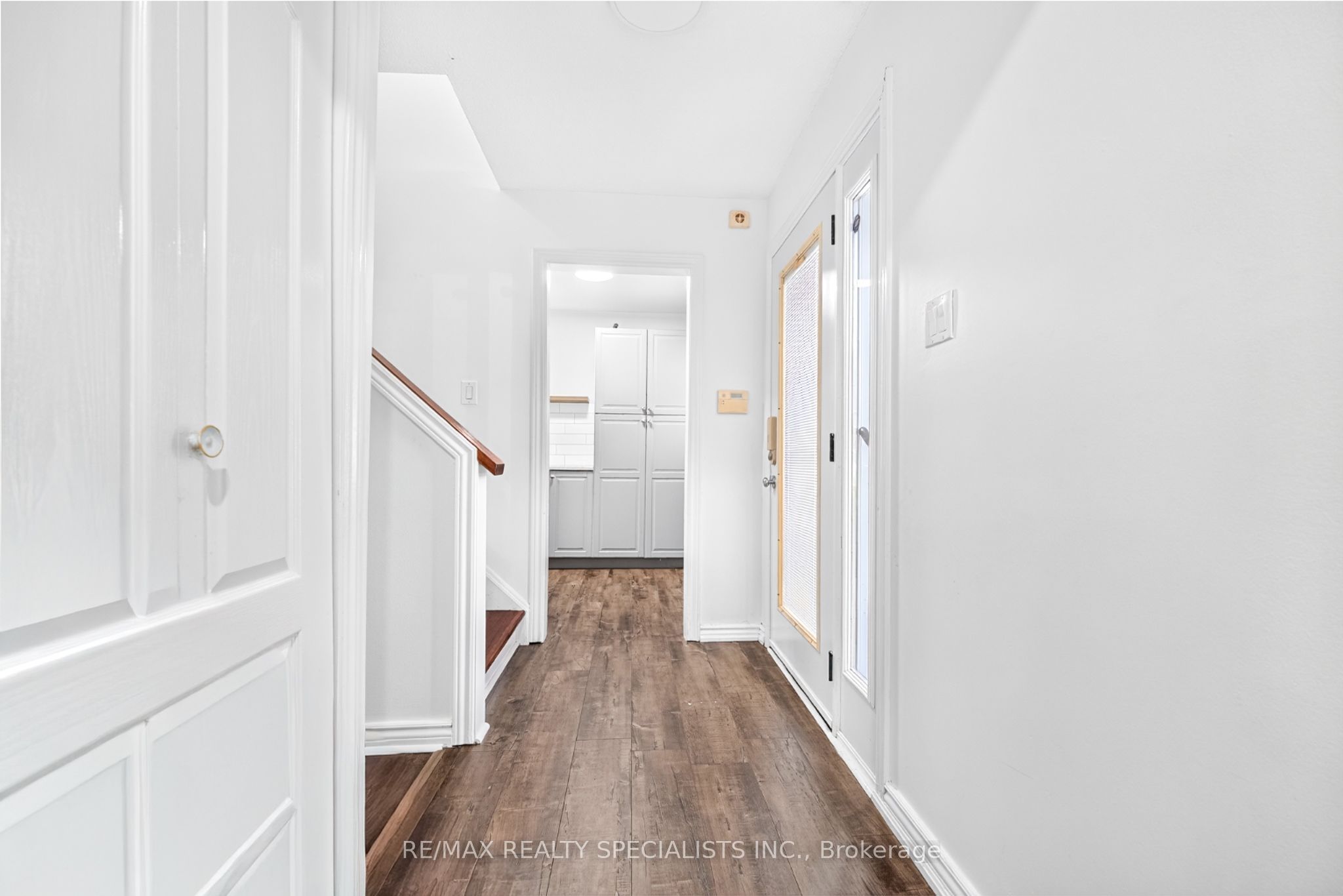 24 Garrison Square Property Photo 38
