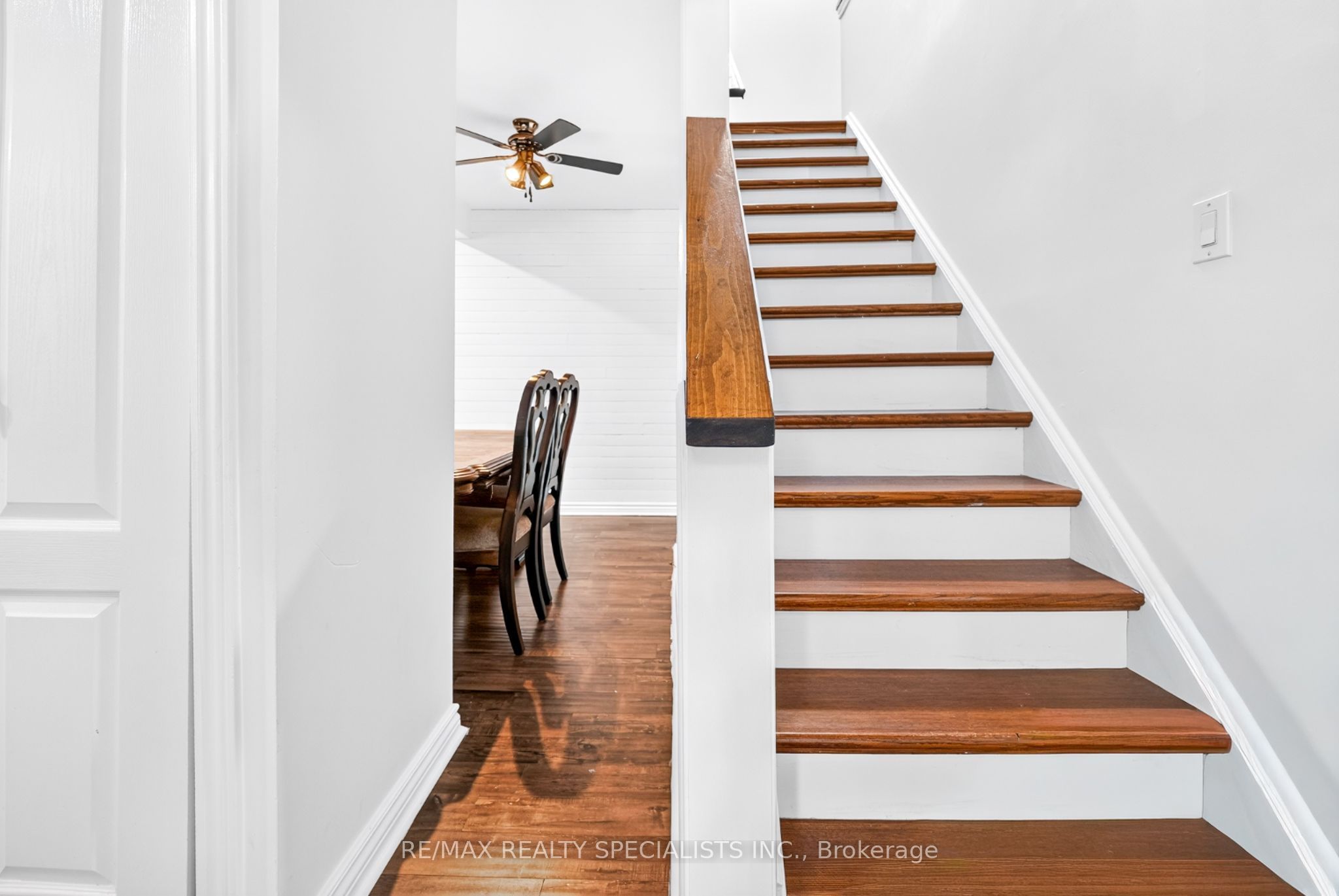 24 Garrison Square Property Photo 39