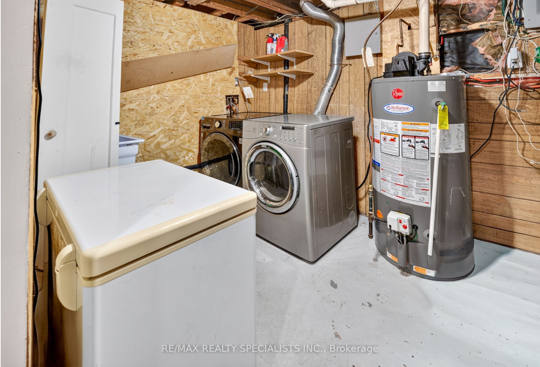 24 Garrison Square Property Photo 41