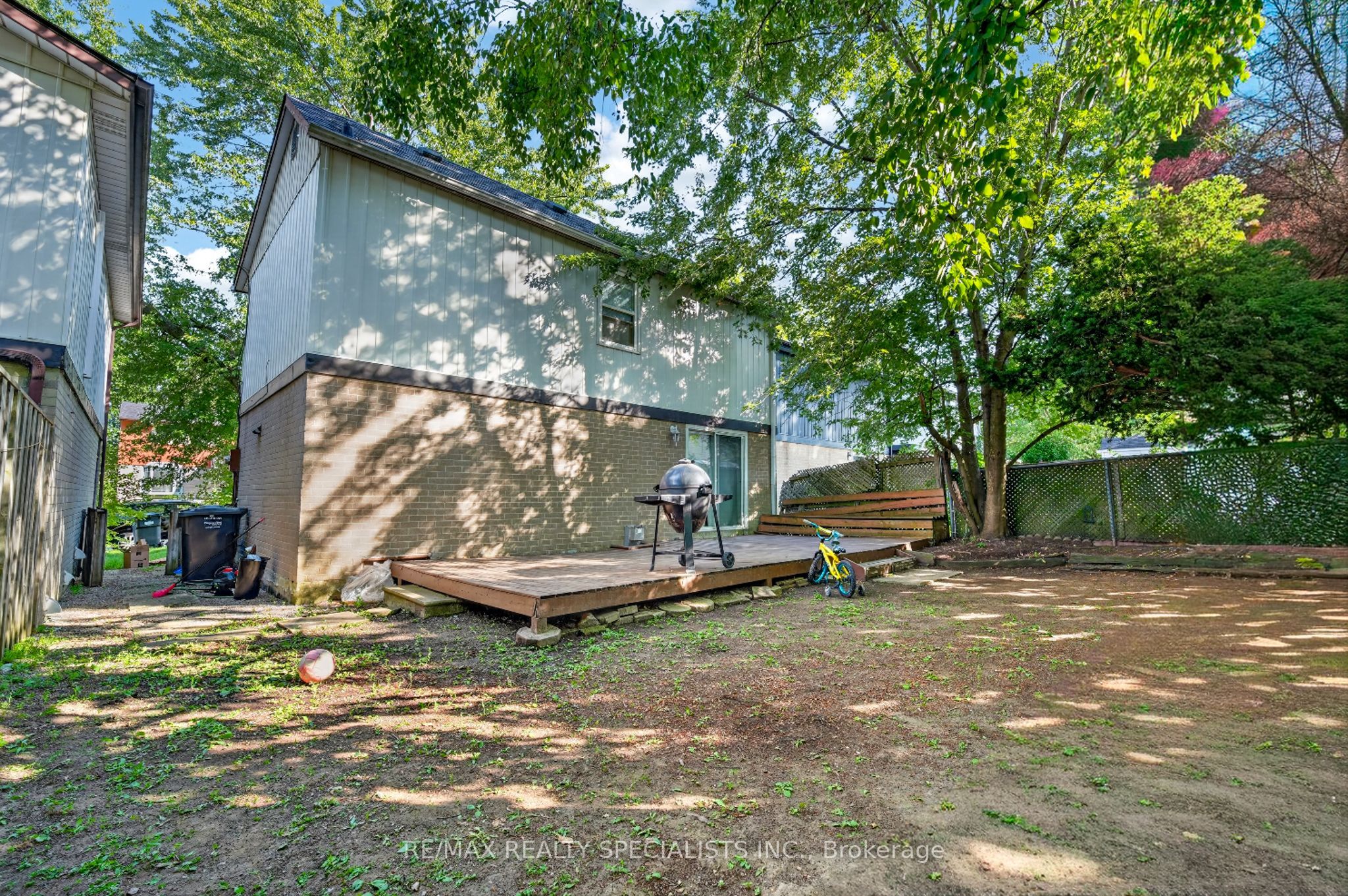 24 Garrison Square Property Photo 43