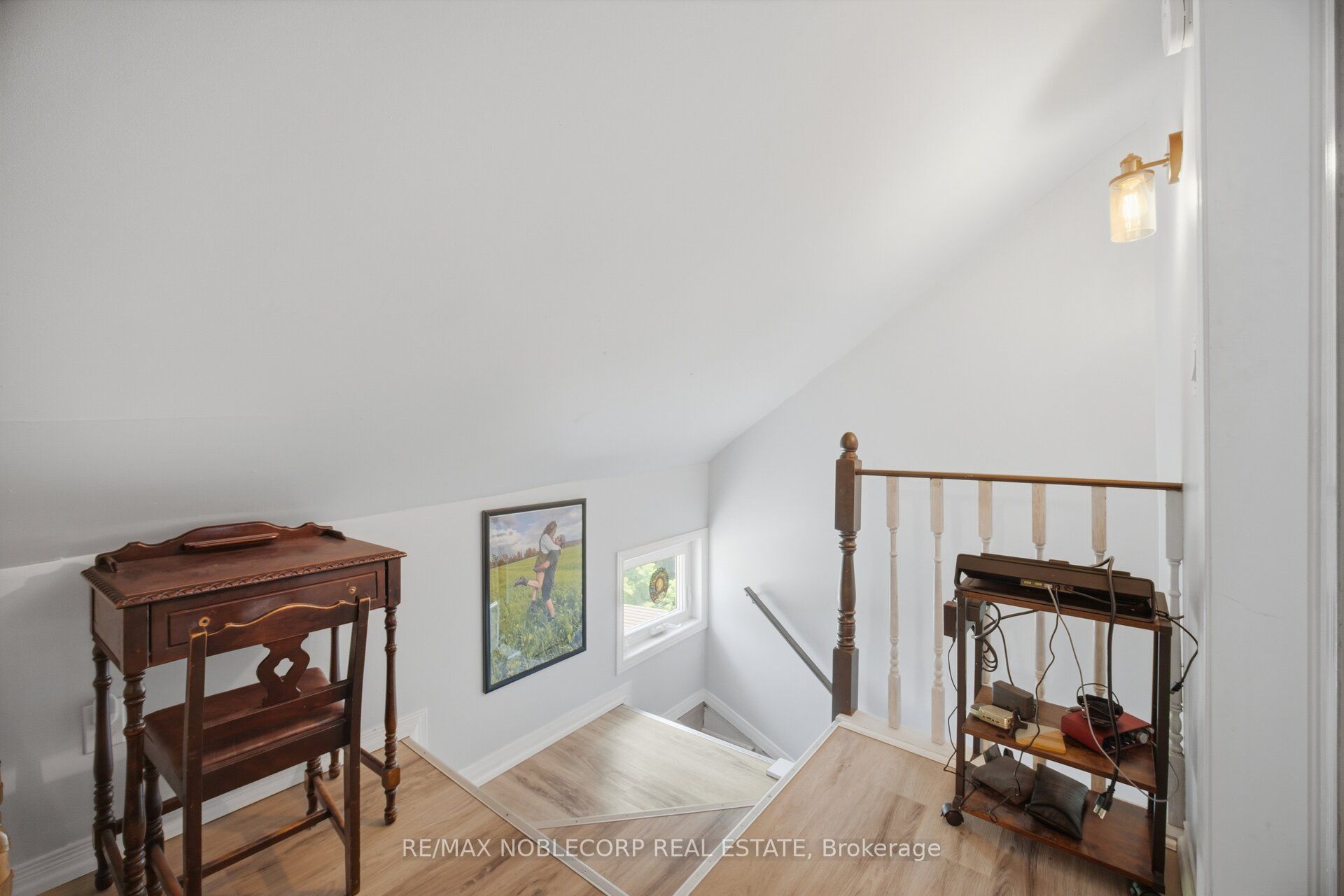 262 Pine Street Property Photo 23