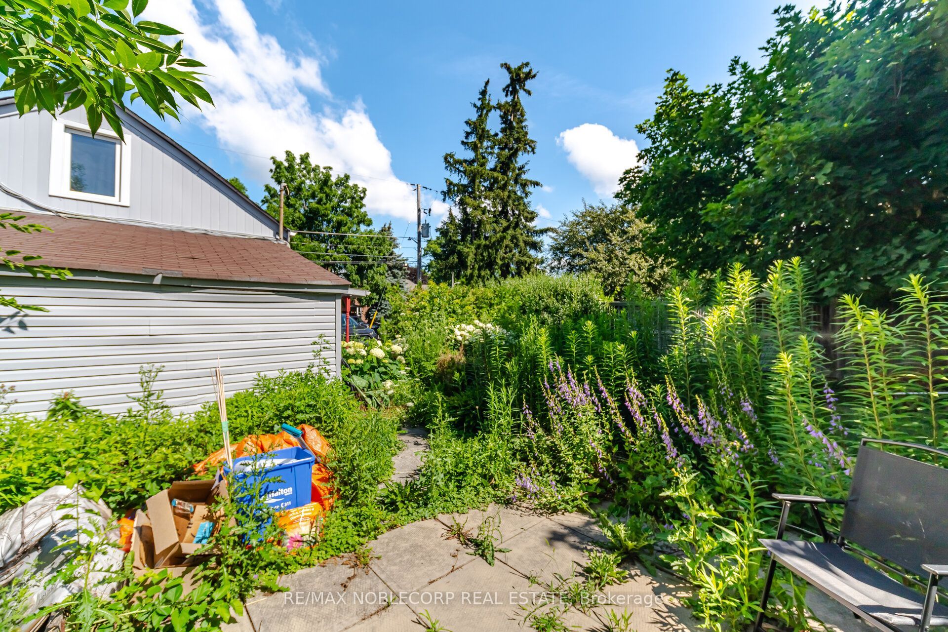 262 Pine Street Property Photo 31