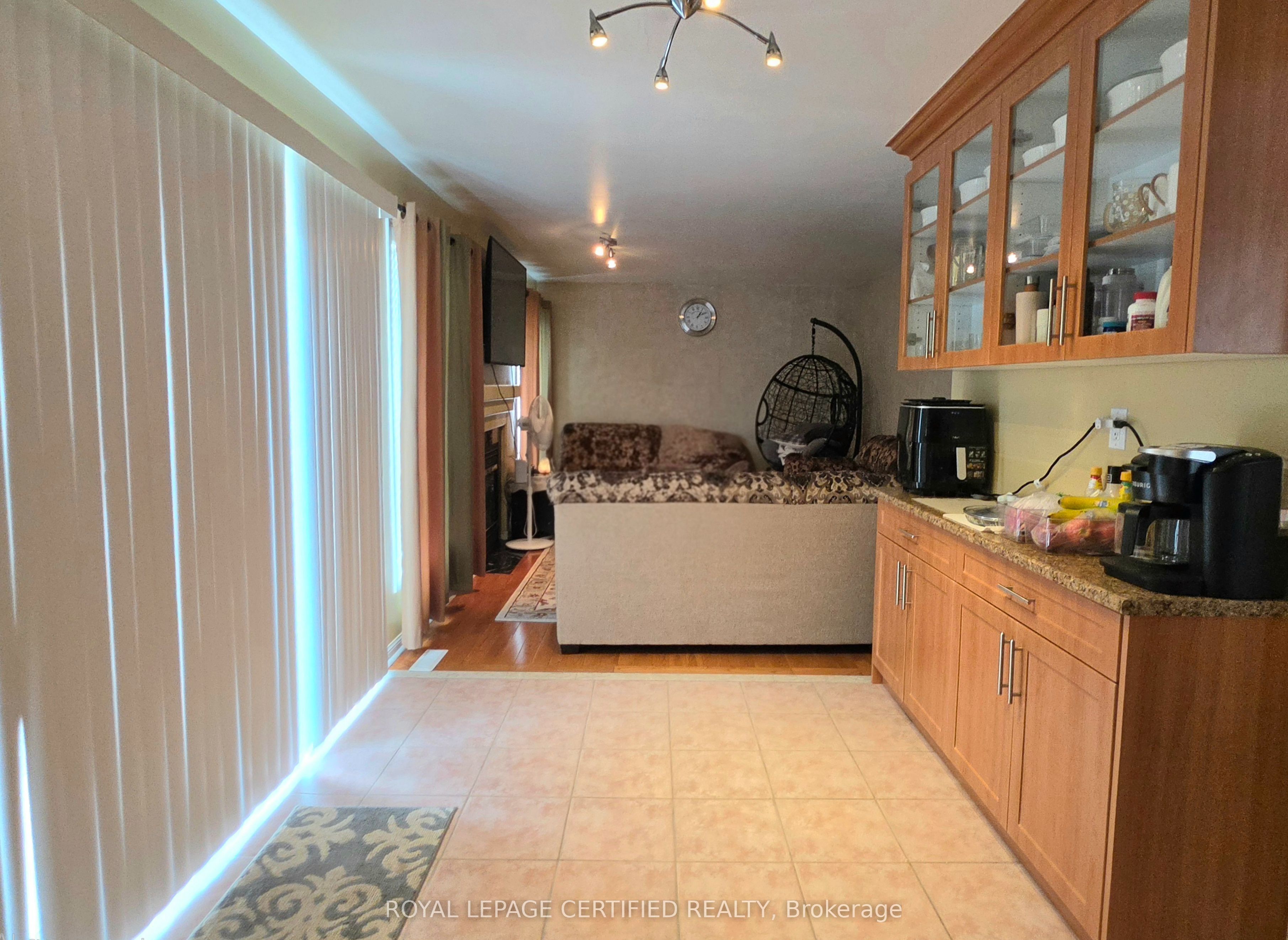 7 Penn Drive Property Photo 3